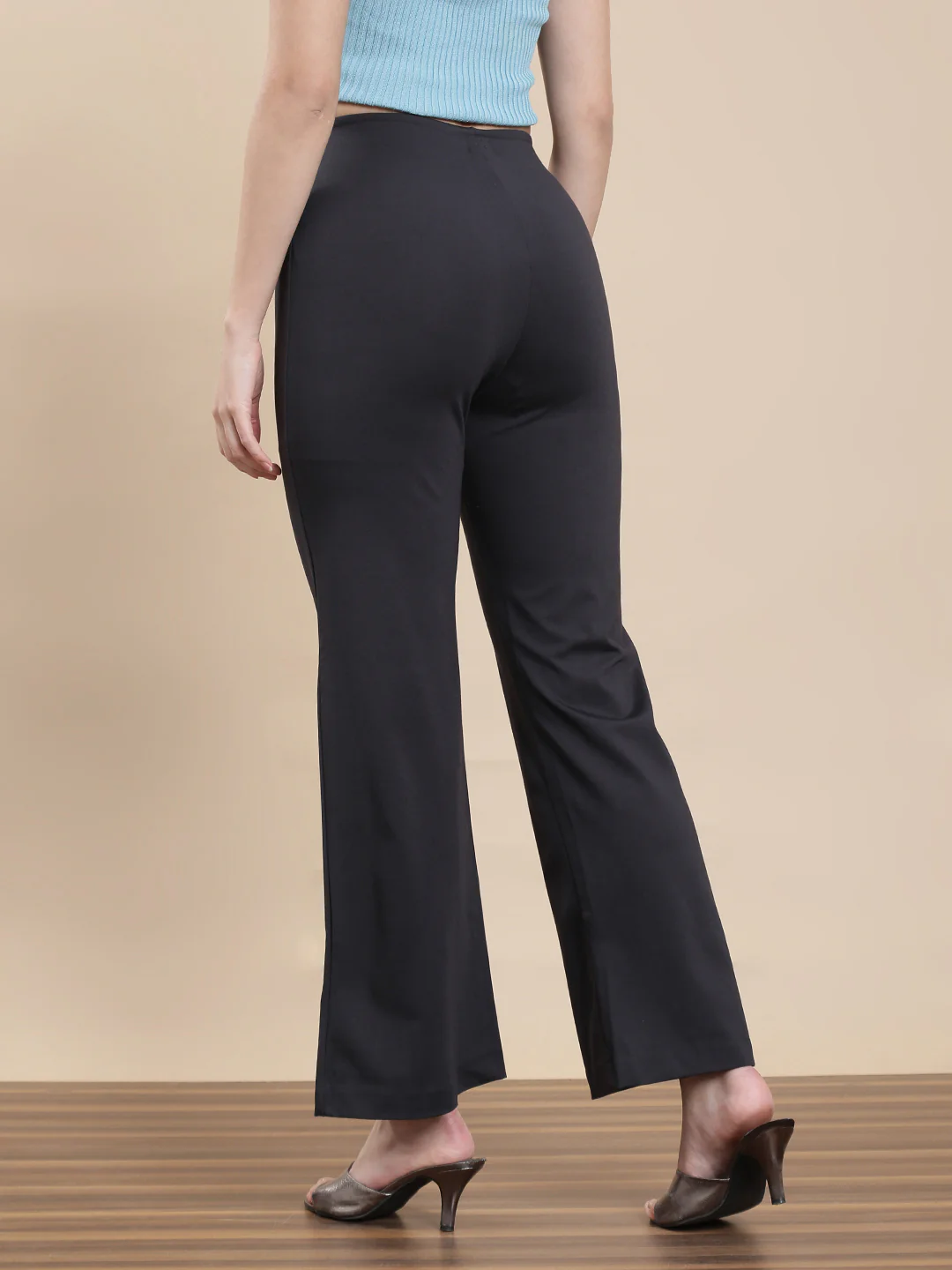 Women Grey Casual Tregging - Image 3