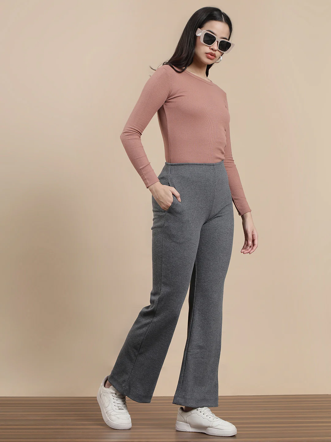 Women Grey Casual Tregging - Image 5