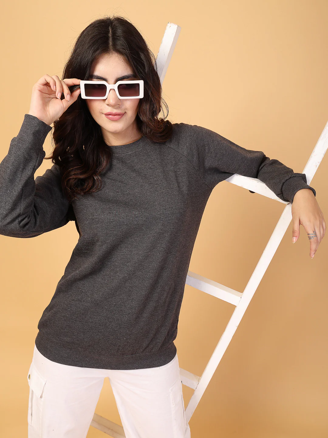 Women Grey Oversized Fleece Sweatshirt - Image 4