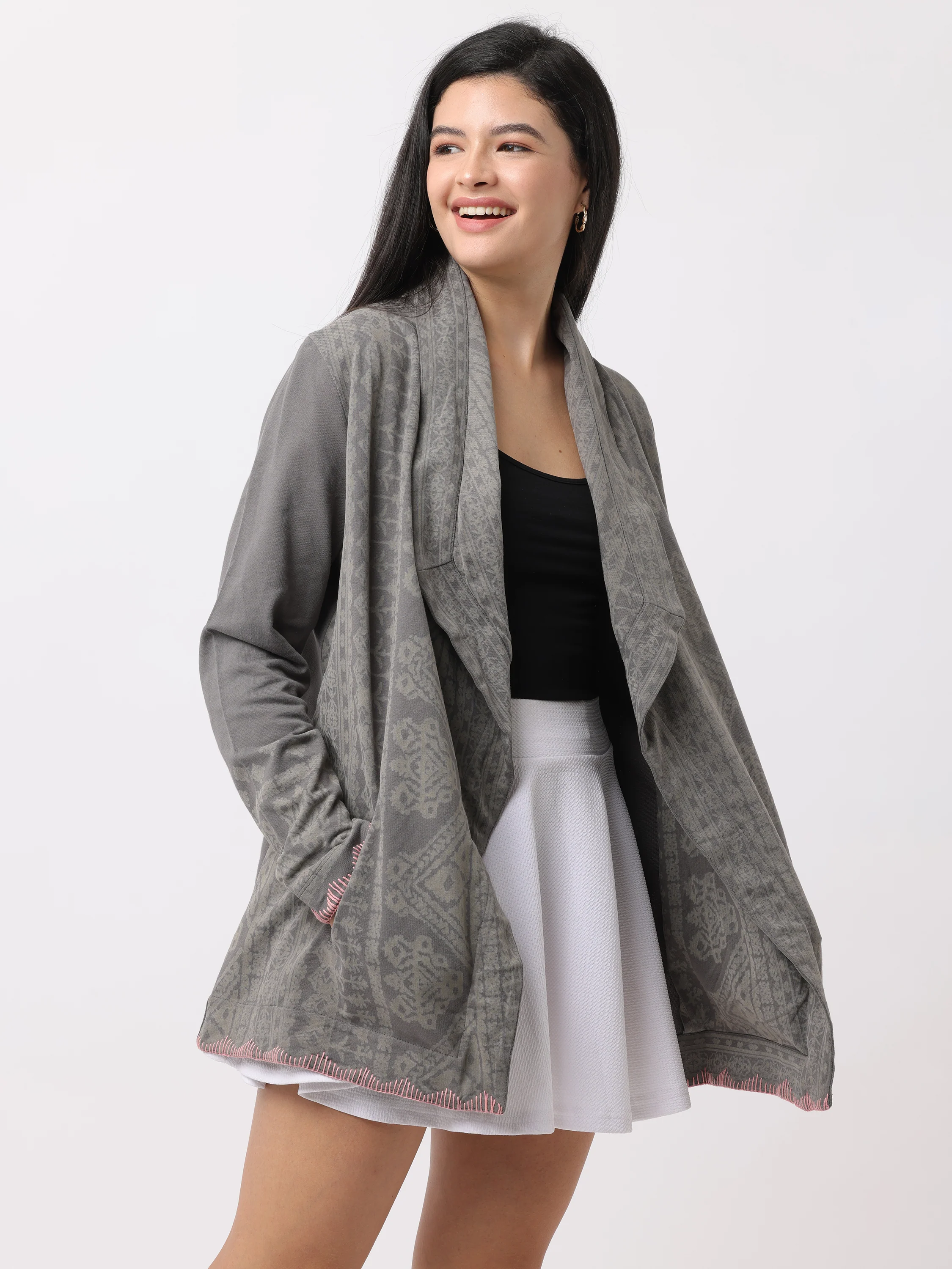 Women Grey Oversize Printed Shrug - Image 5