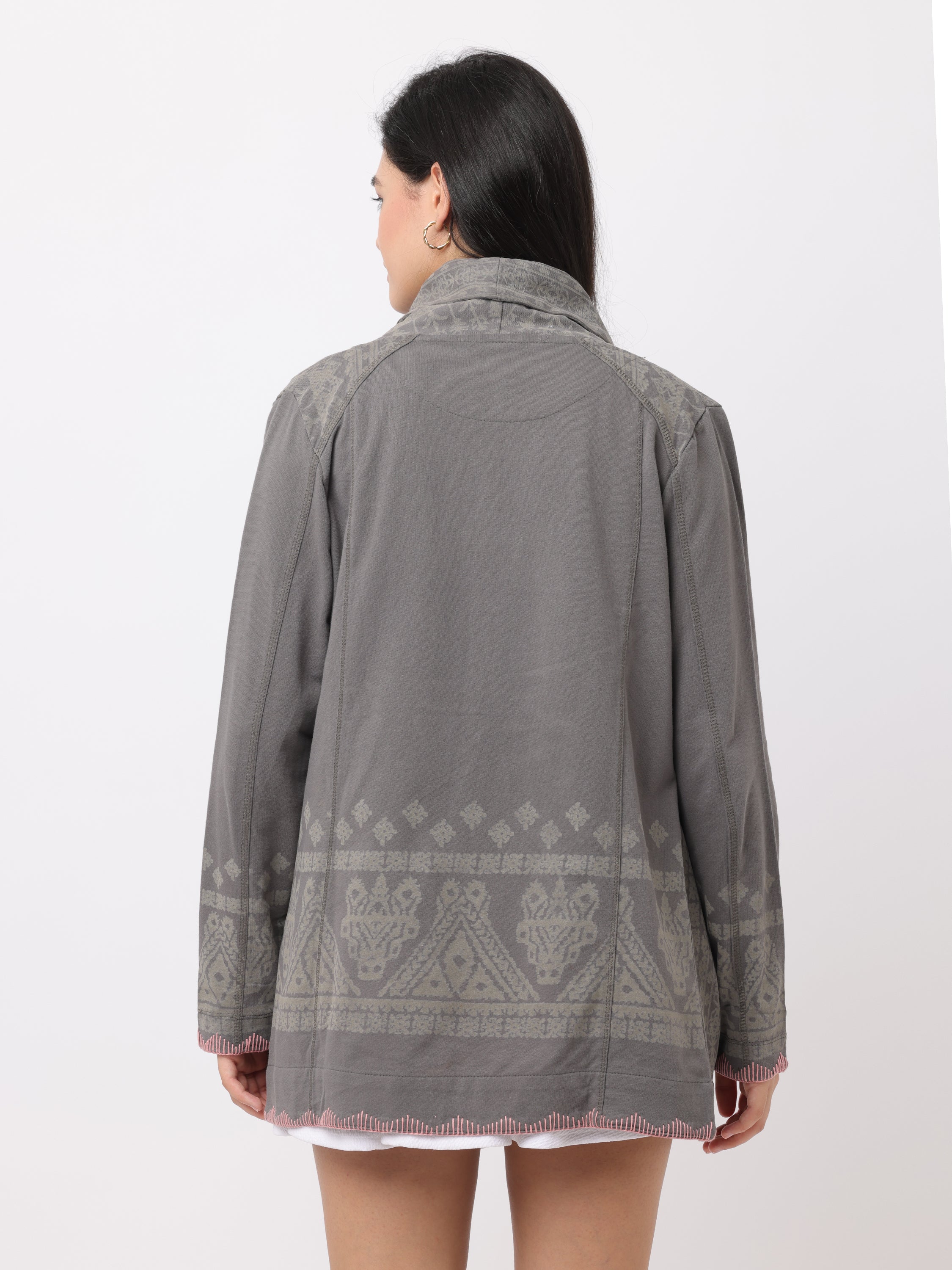 Women Grey Oversize Printed Shrug - Image 6