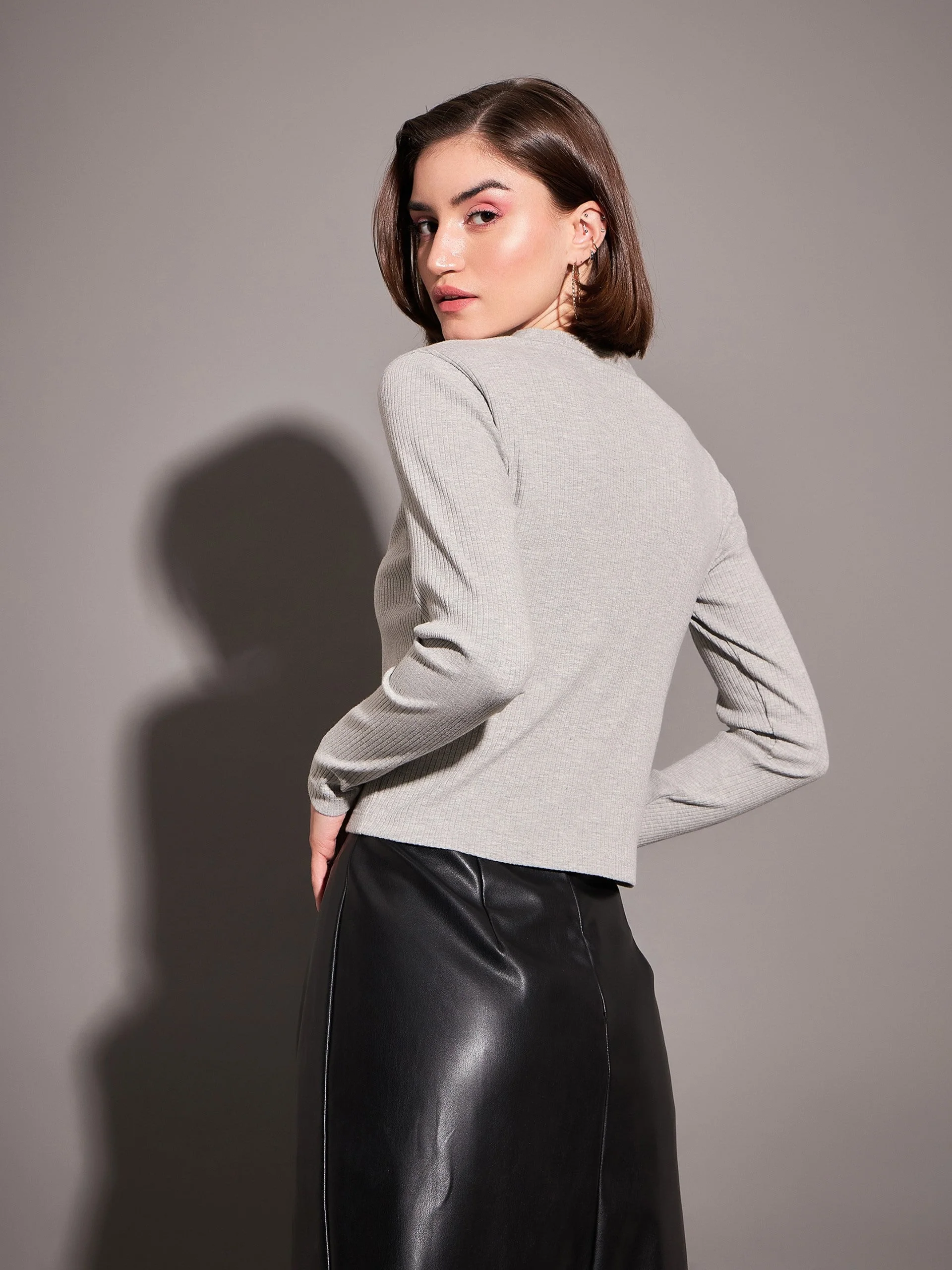 Women Grey Rib Front Open Cardigan Top - Image 2