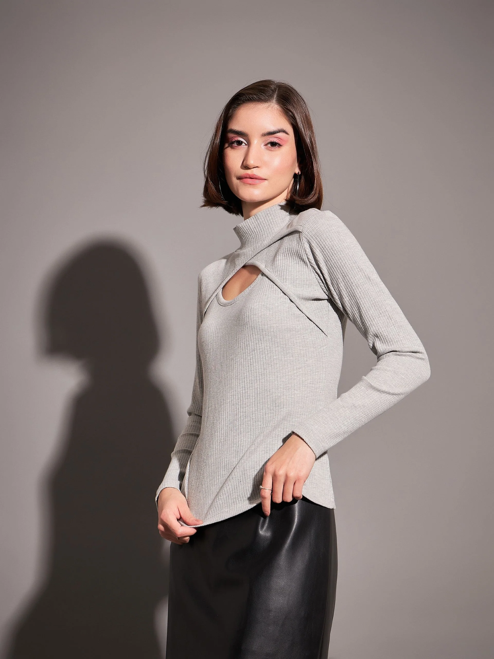 Women Grey Rib Moon Cut Top - Image 3
