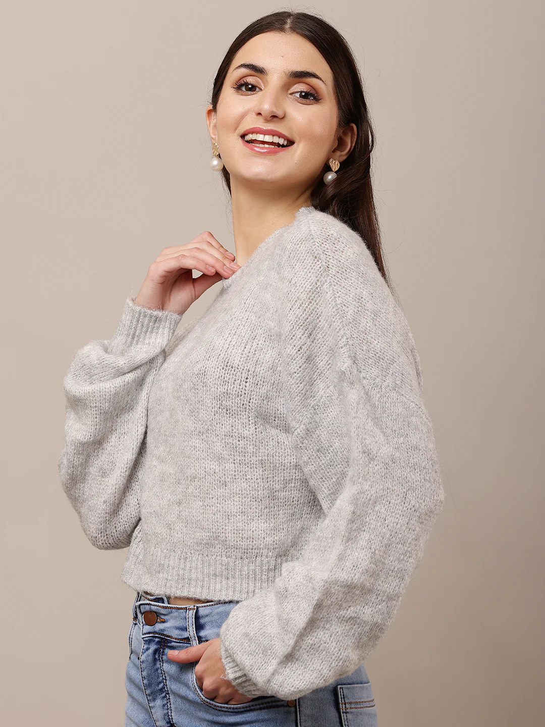 Women Grey Round Neck Full Sleeve Sweater - Image 2
