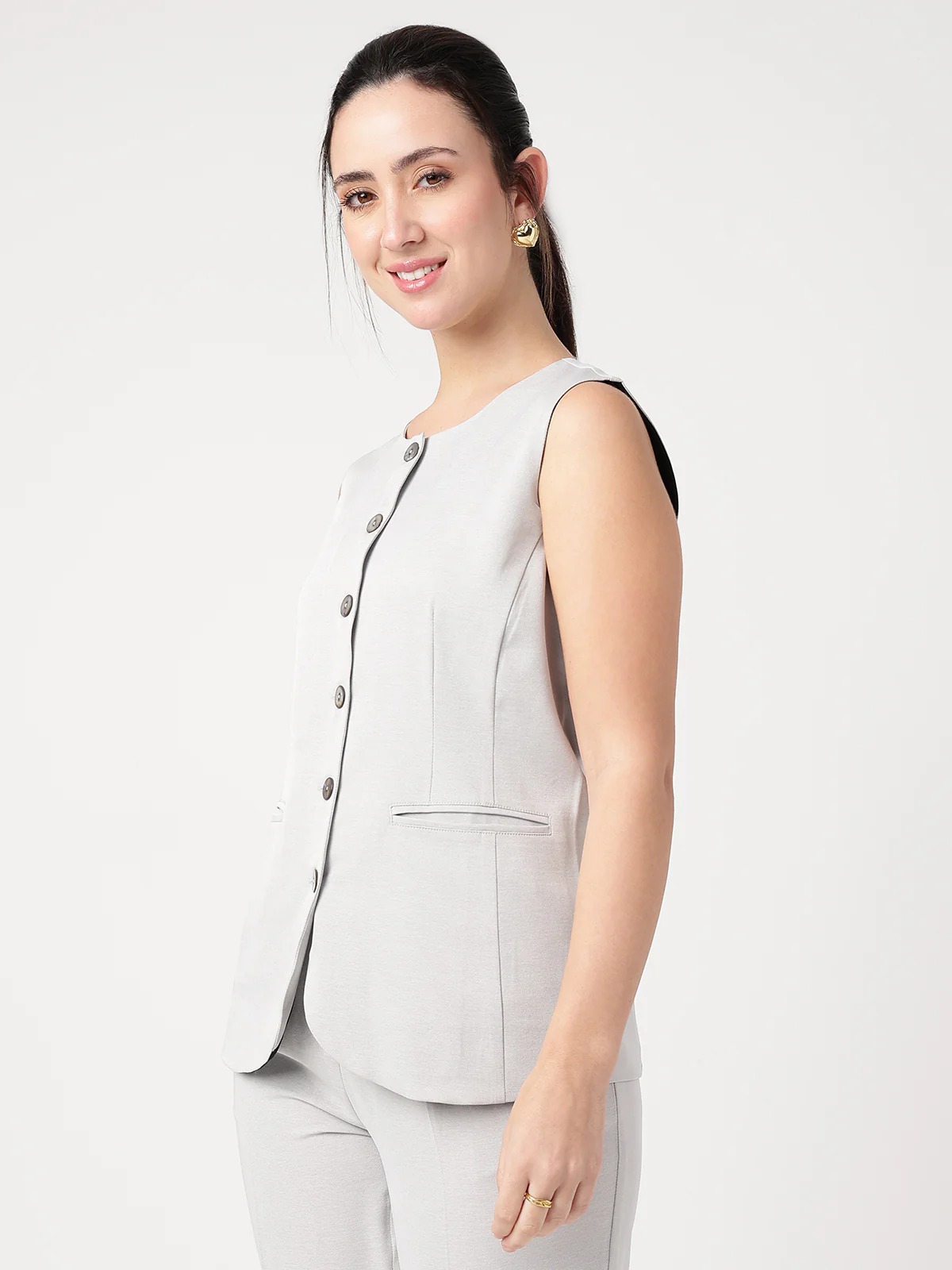 Women Grey Solid Waistcoat - Image 3