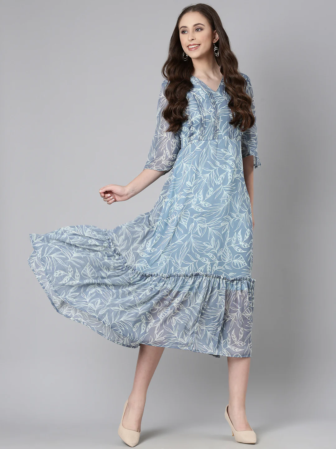 Women Grey Floral Chiffon Dress - Image 12
