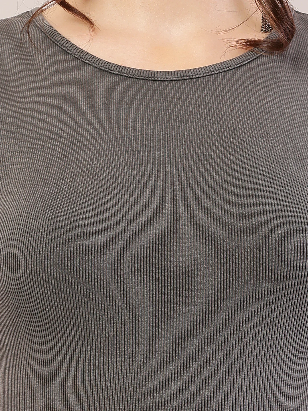 Women grey viscose round neck tank top. - Image 5