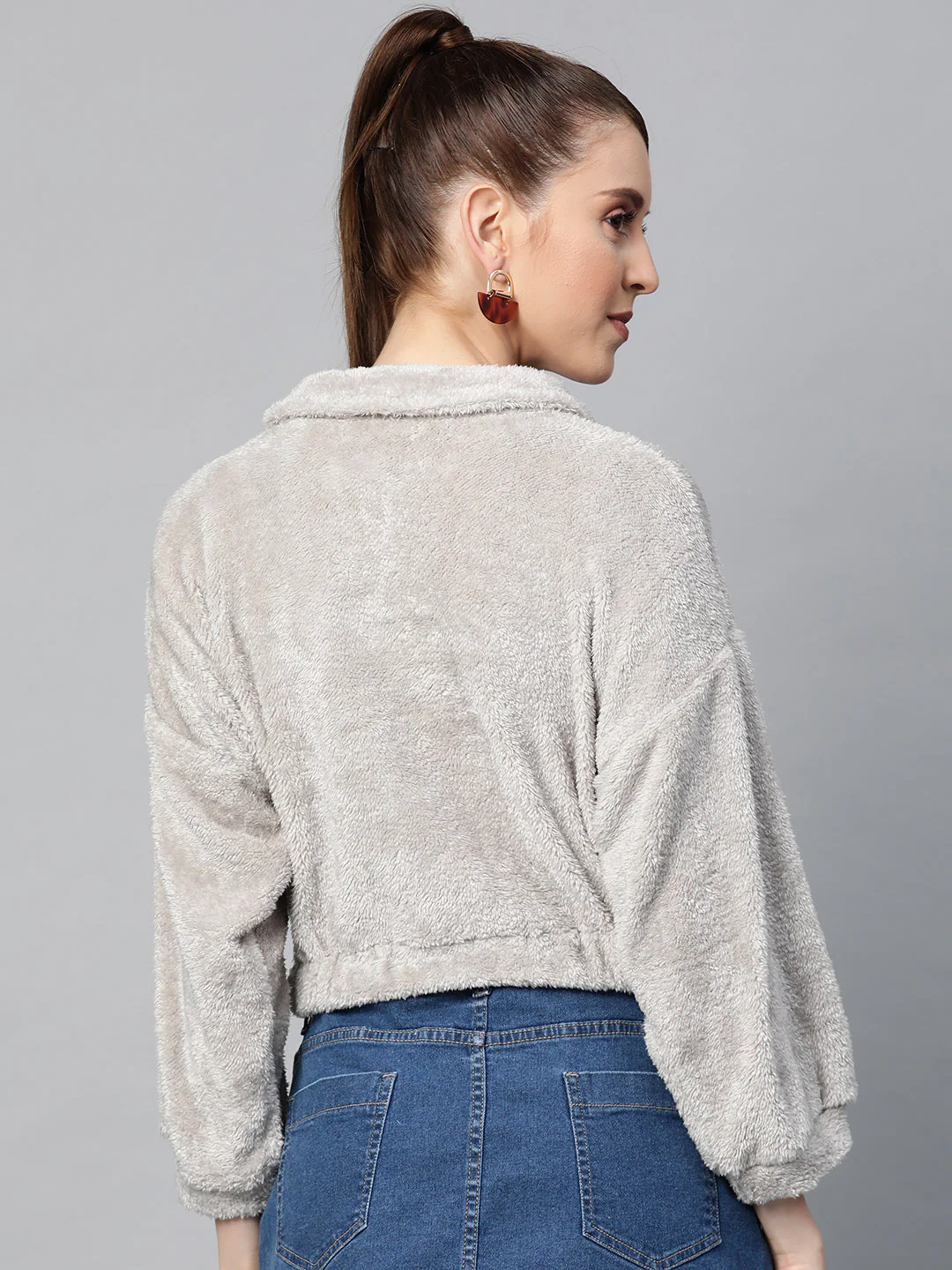 Women Grey Zip Front Faux Fur Crop Sweatshirt - Image 3
