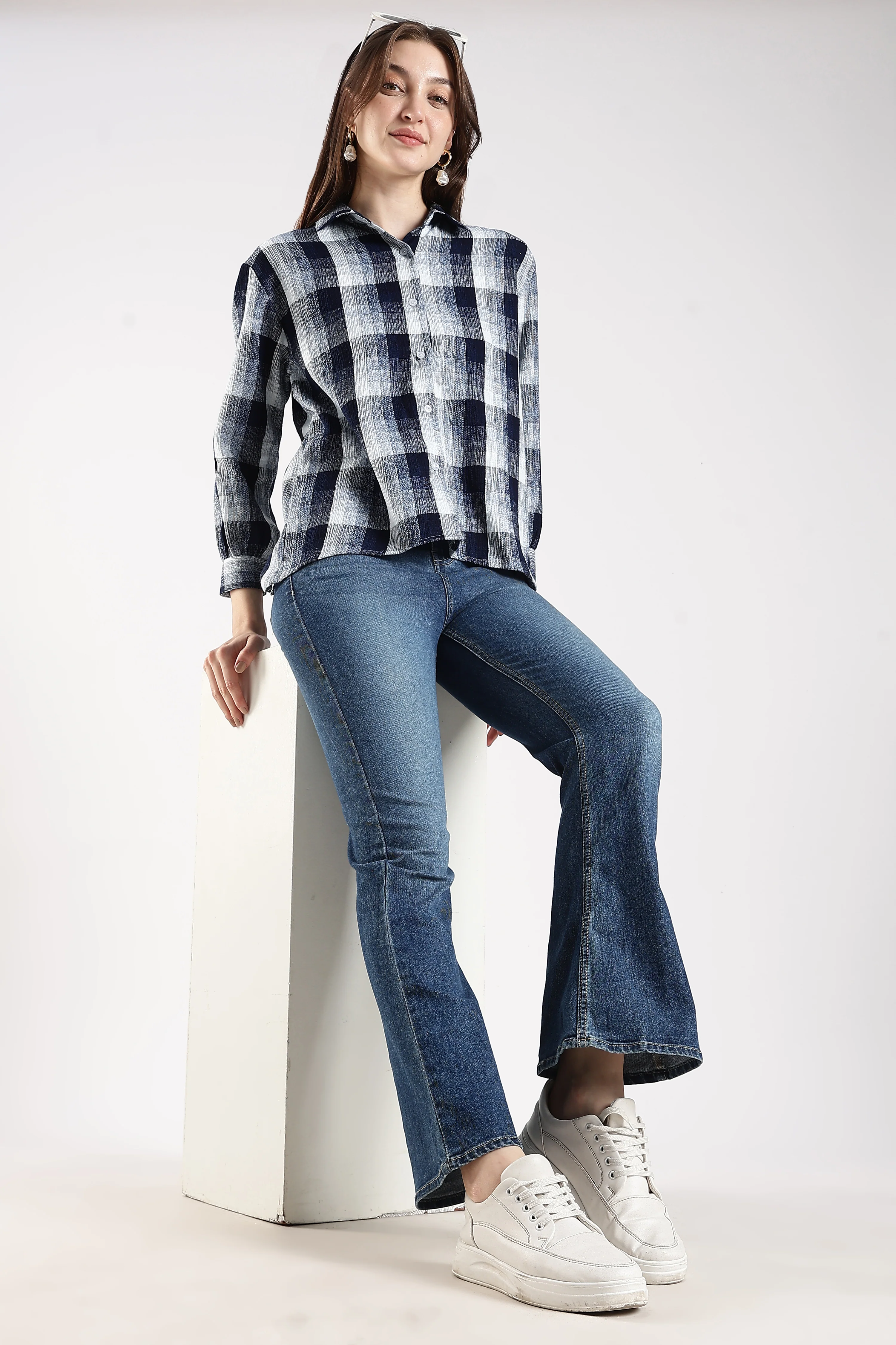 Women Indigo Open-Back Check Shirt - Image 5