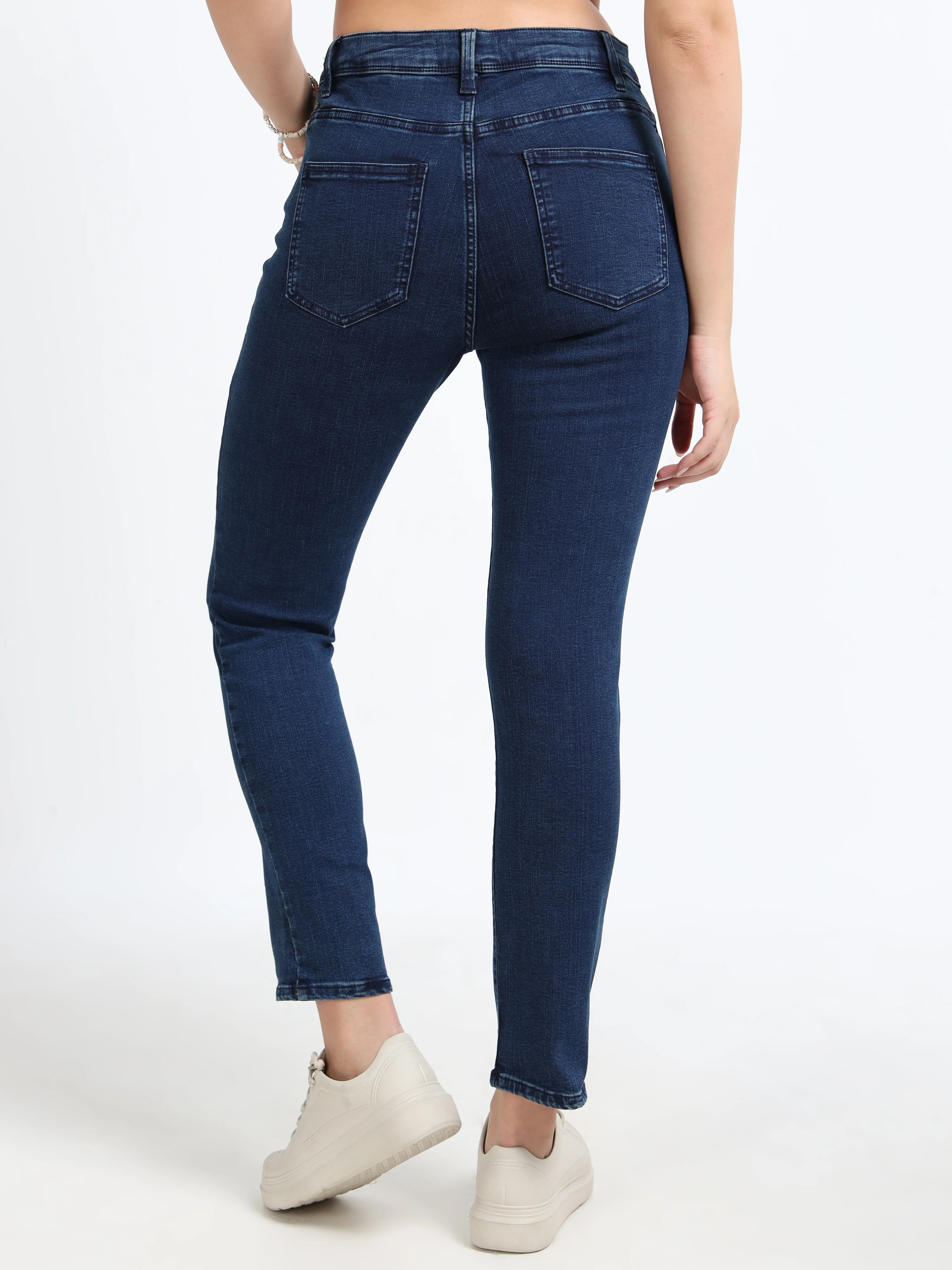 Women Indigo Slim Fit Jeans - Image 6