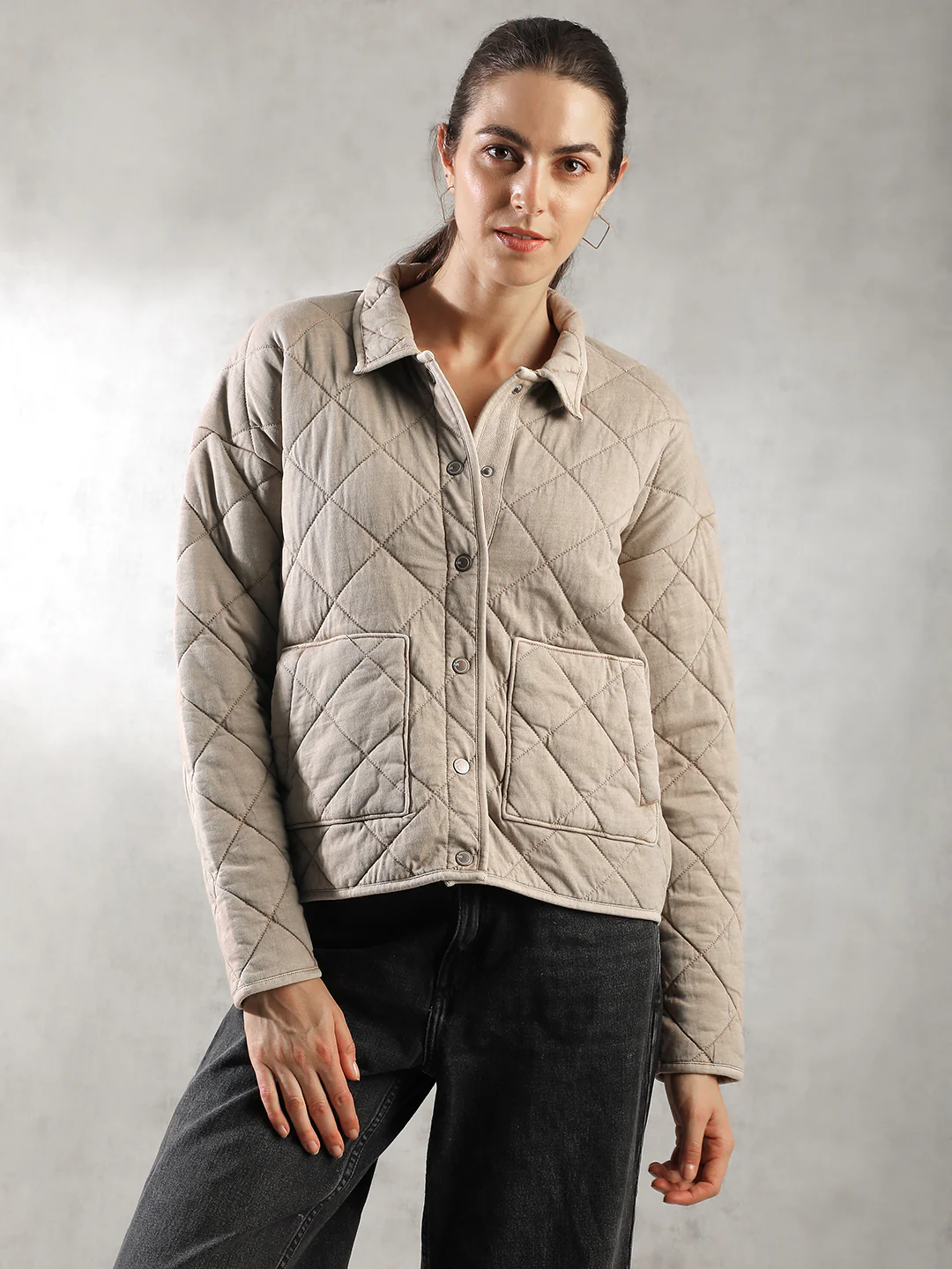 Women Khaki Oversized Quilted Jacket - Image 3