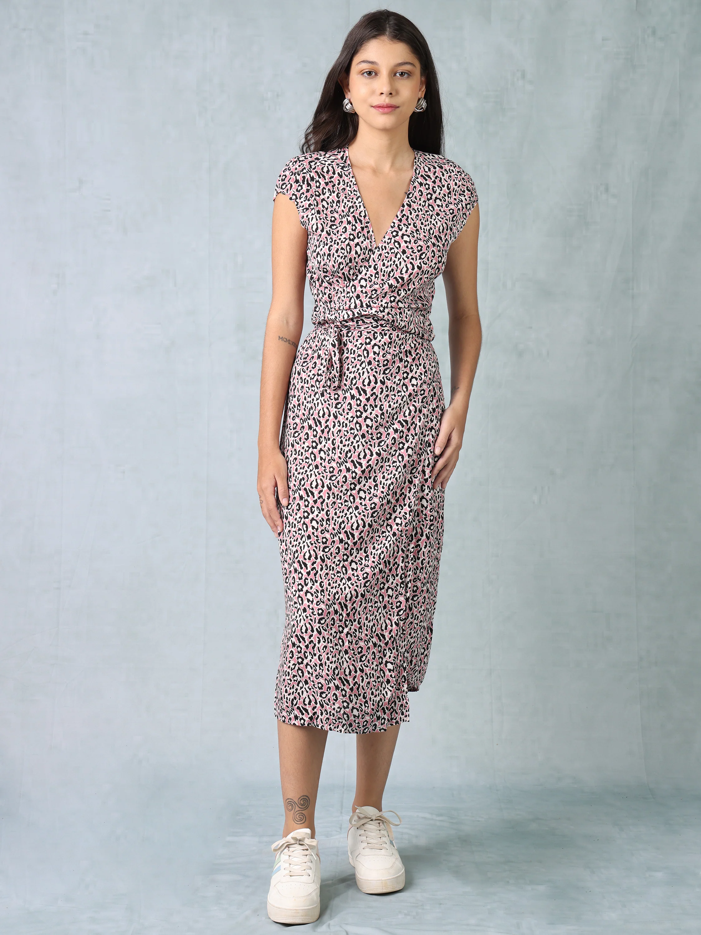 Women Leapord Print Warp Dress - Image 3