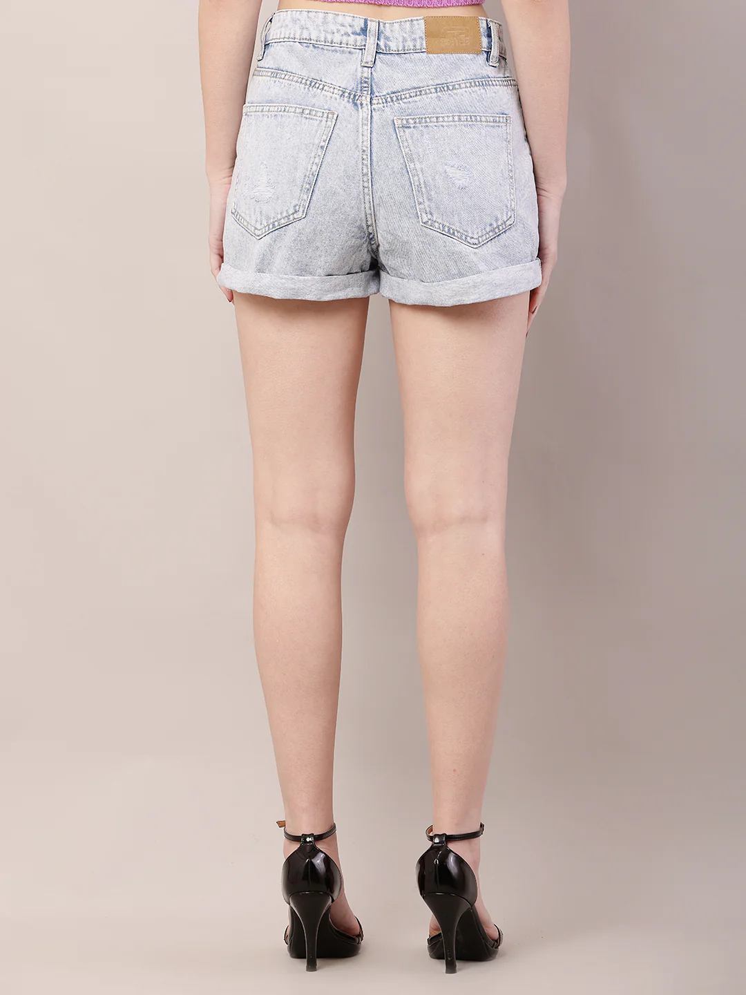 Women light blue cotton light-wash denim shorts - Image 3