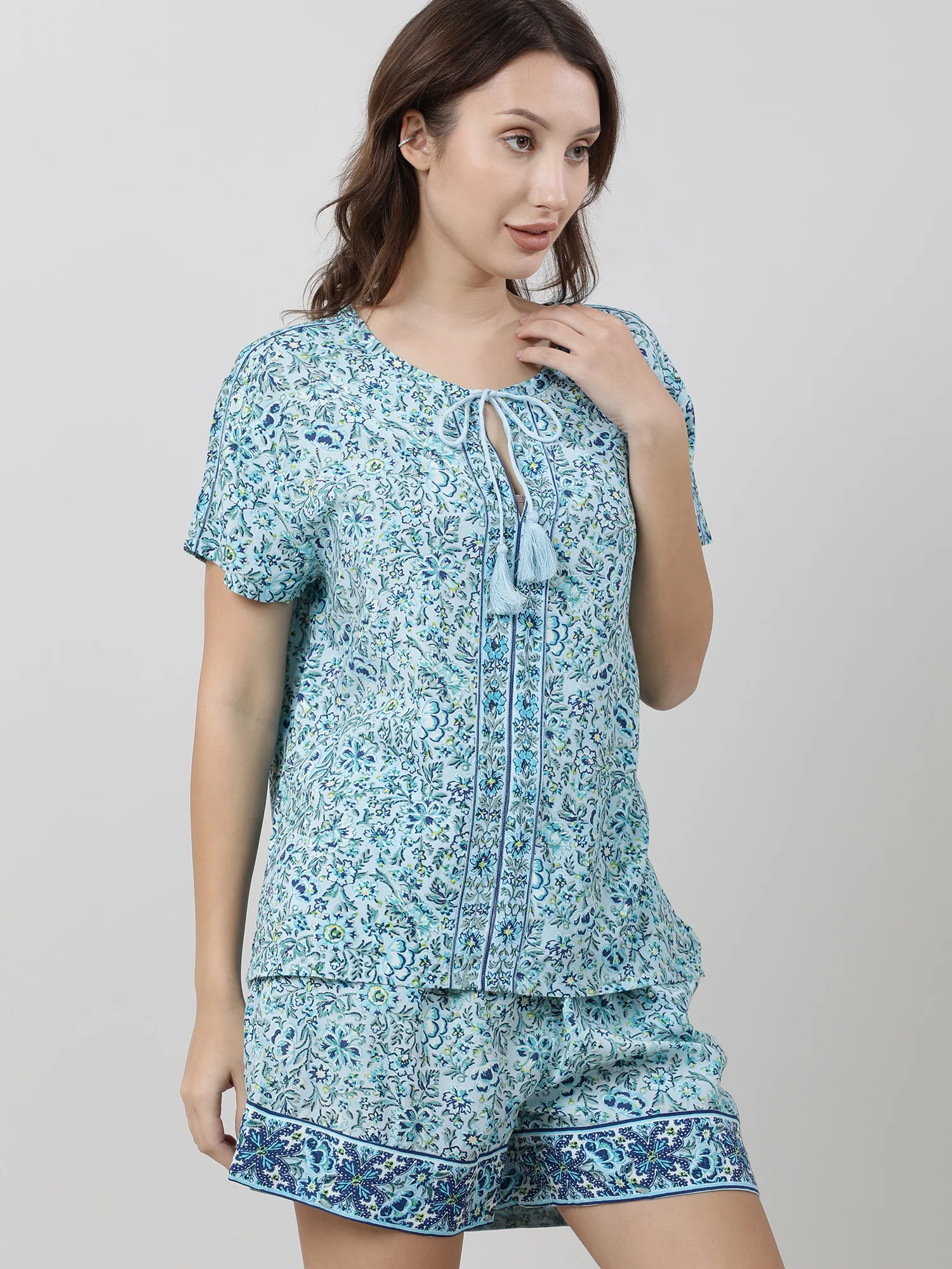Women Light Blue Floral Print Tops - Image 4