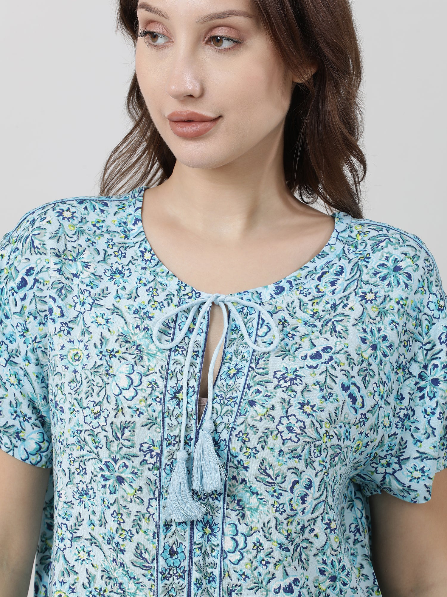 Women Light Blue Floral Print Tops - Image 5