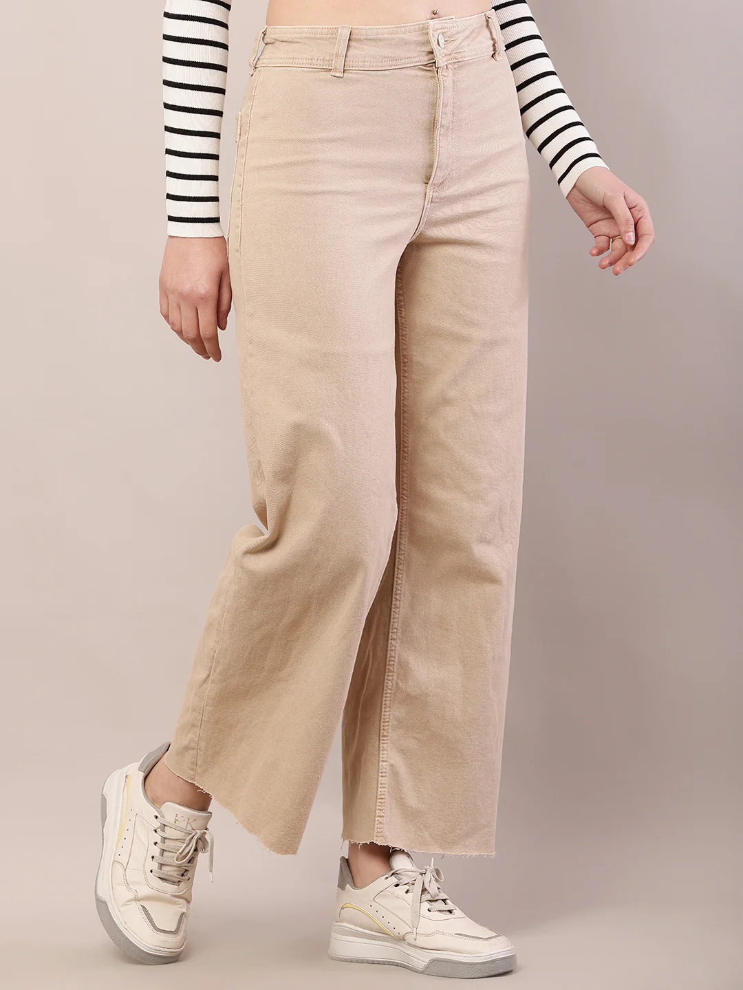 Women light brown cotton button closure jeans - Image 2
