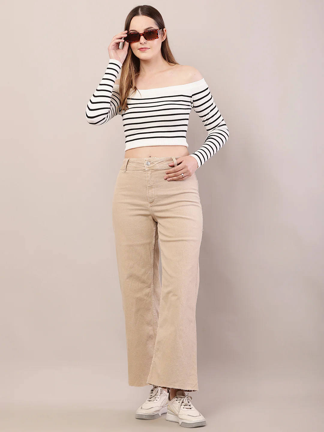 Women light brown cotton button closure jeans - Image 3