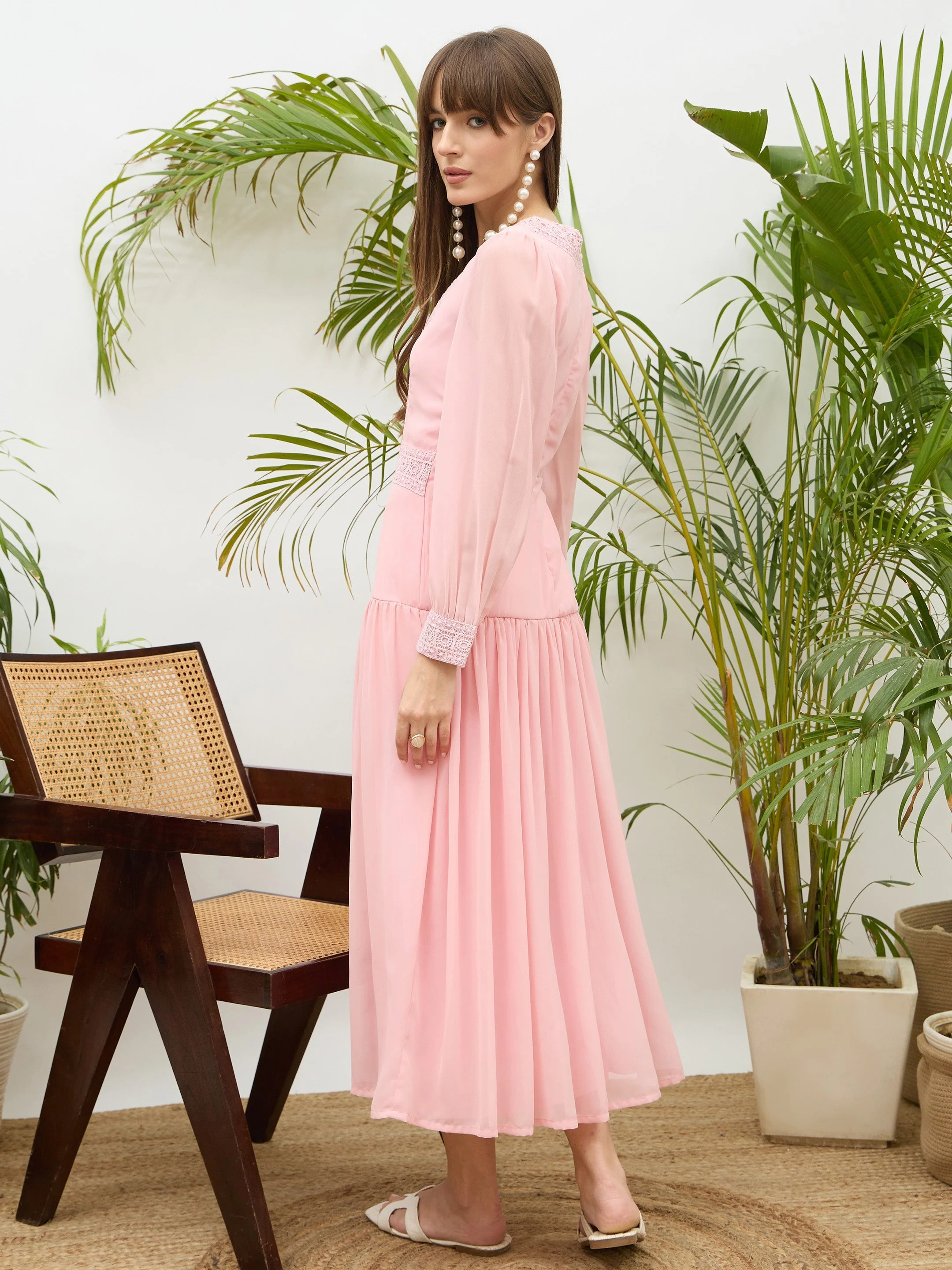 Women Light Pink V-Neck Lace Detail Maxi Dress - Image 5