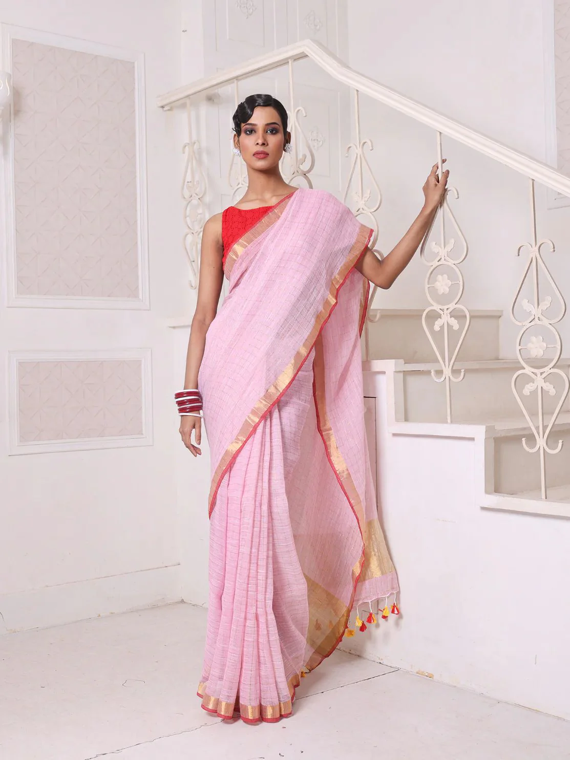 Women Lilen Zari Border Handloom Saree - Image 3