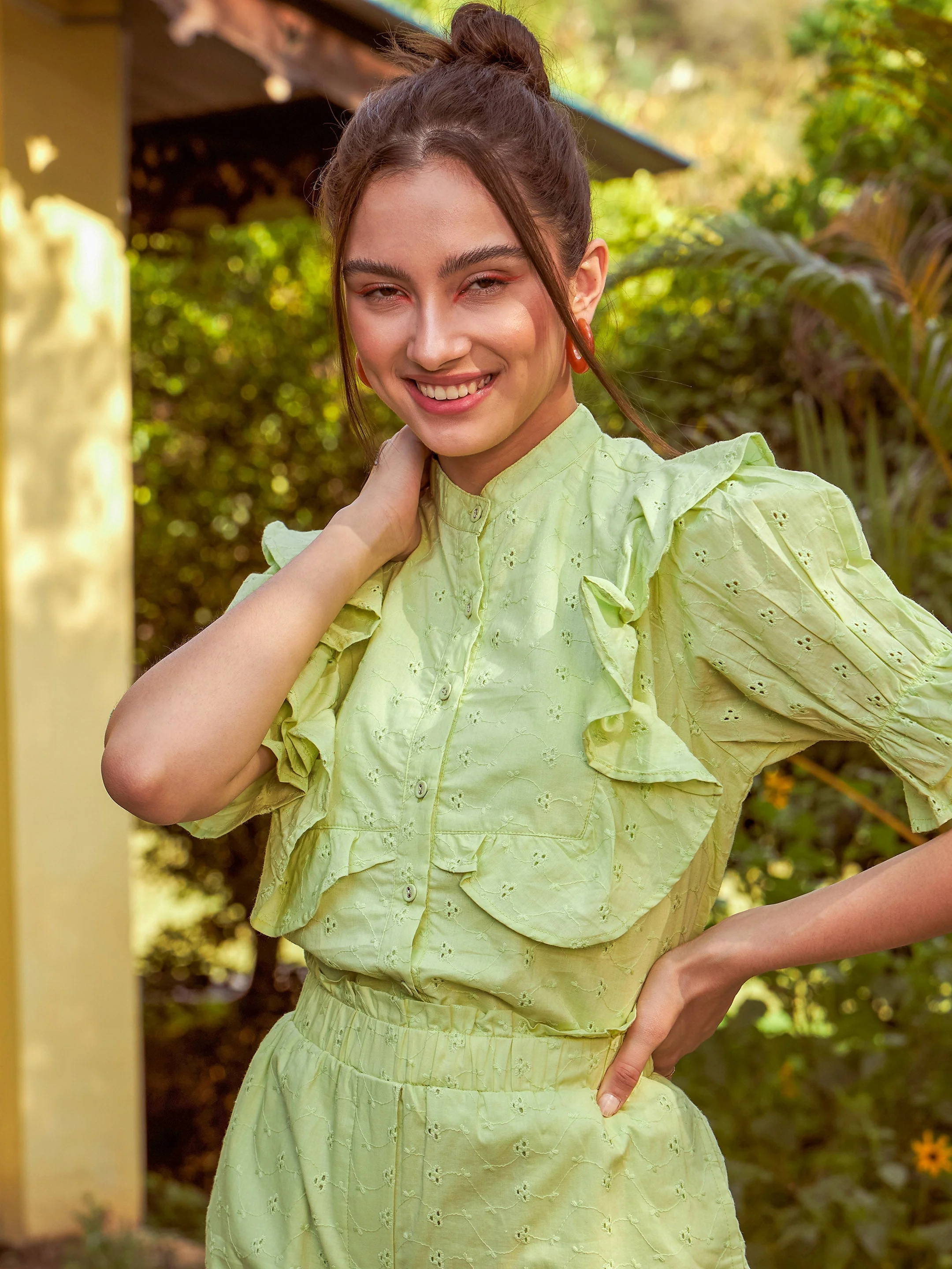 Women Lime Green Schiffli Puff Sleeves Shirt With Paperwaist Shorts - Image 4
