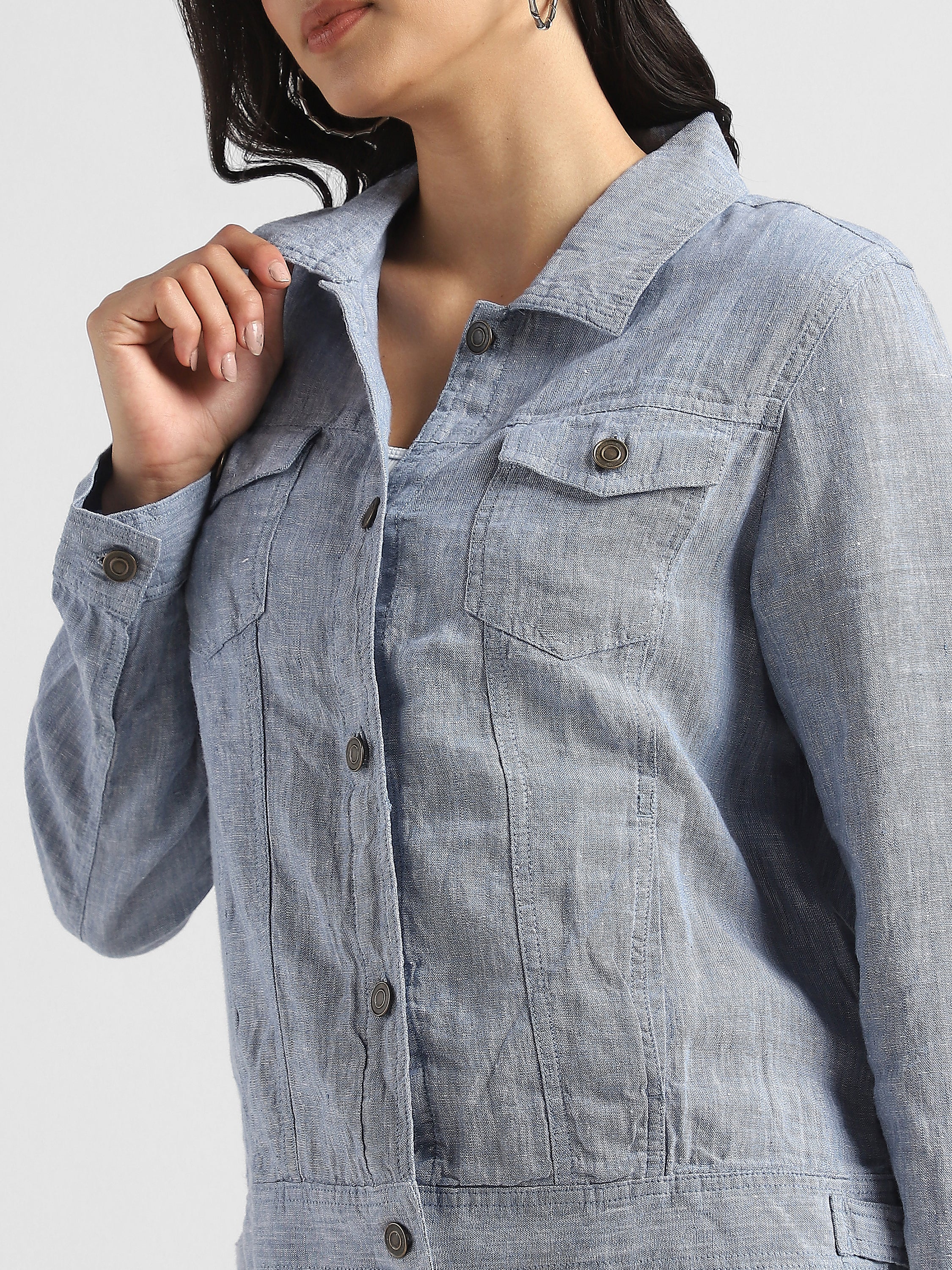 Women Linen Blue Shacket - Image 2
