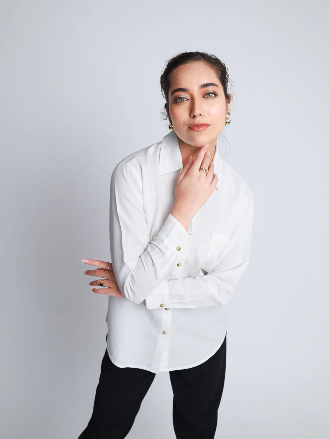Women Linen Premium Casual Wear Shirt - Image 2