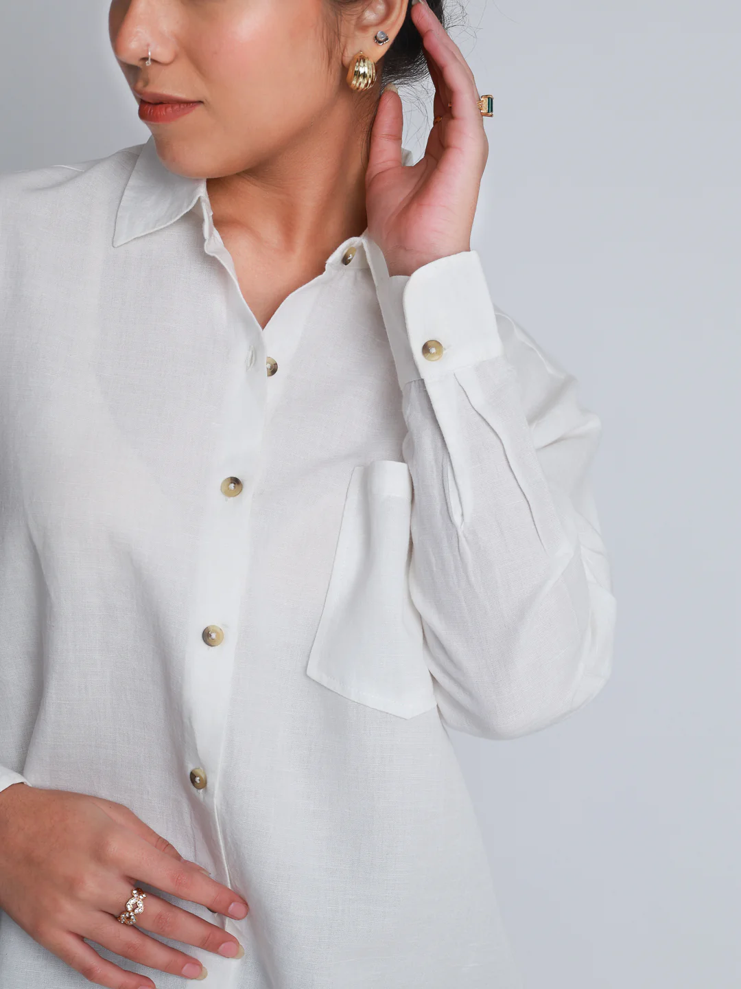 Women Linen Premium Casual Wear Shirt - Image 3