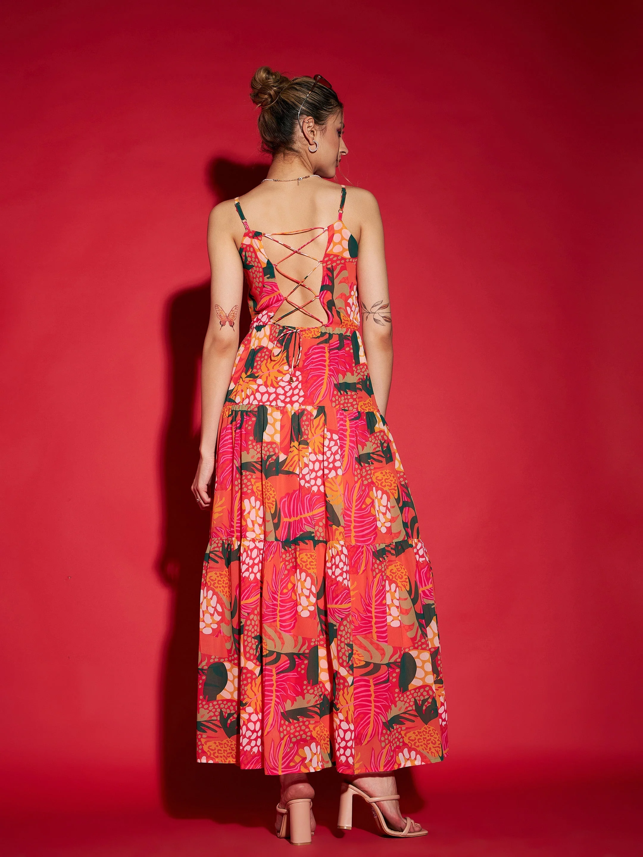 Women Magenta Floral Strappy Tiered Maxi Dress - Image 5