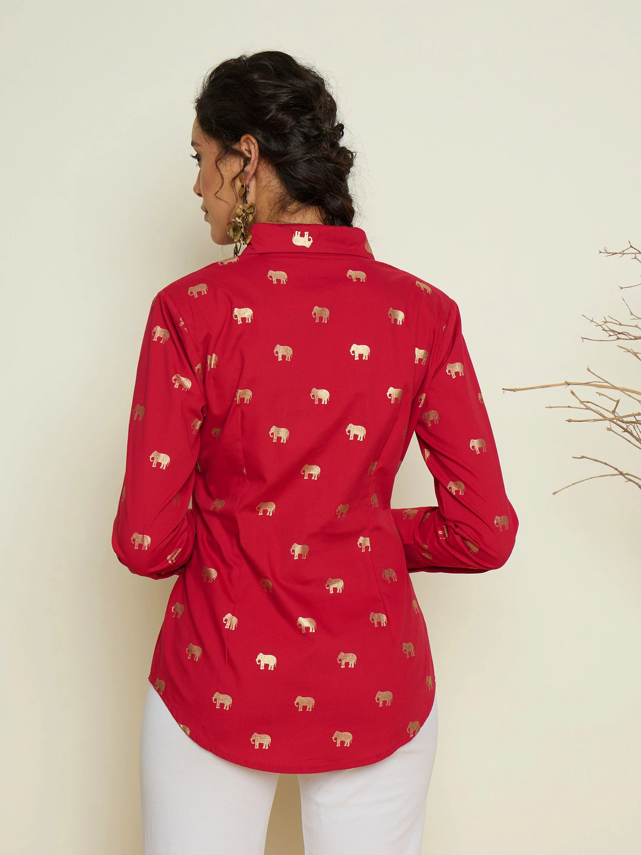 Women Magenta Foil Printed Shoulder Padded Slim Fit Poplin Shirt - Image 2