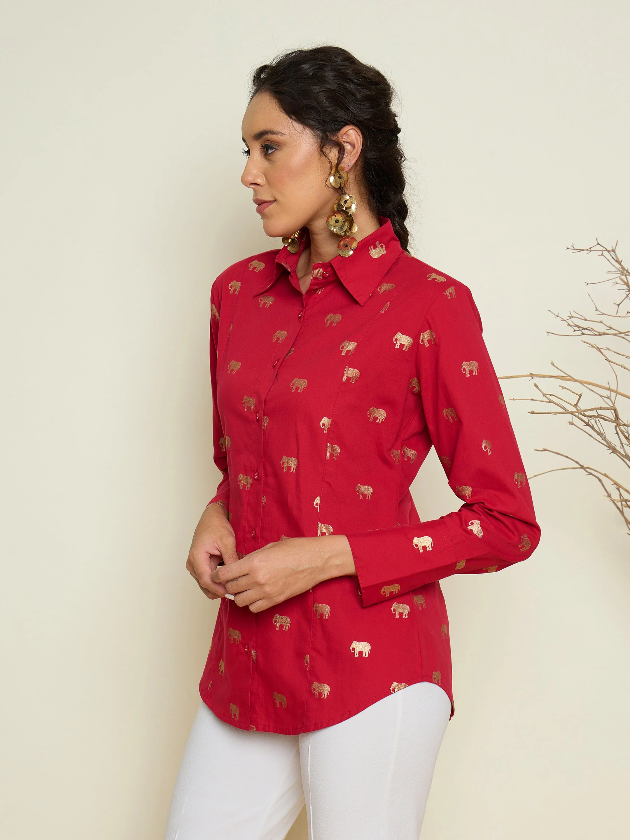 Women Magenta Foil Printed Shoulder Padded Slim Fit Poplin Shirt - Image 4