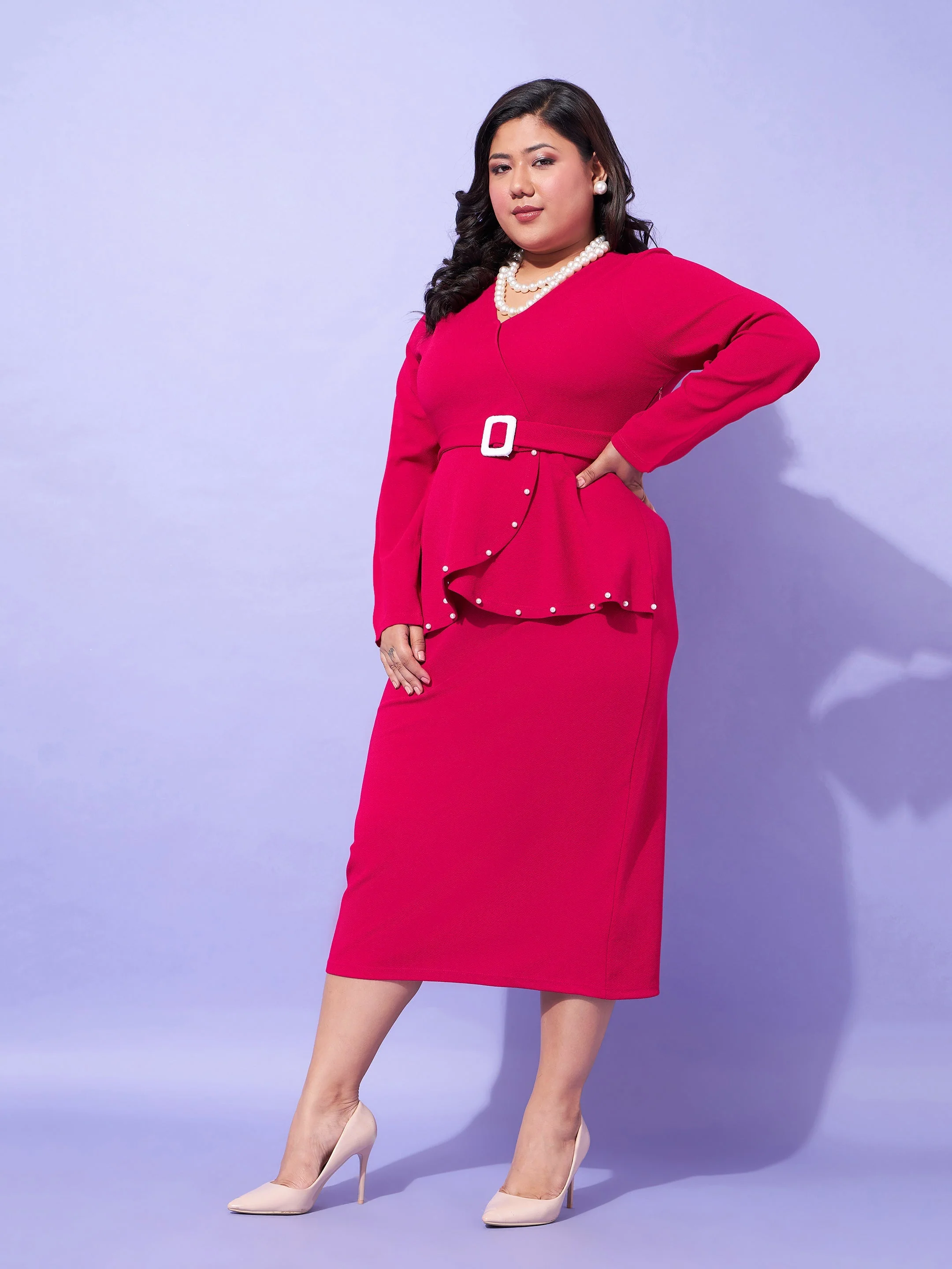 Women Magenta Peplum Bodycon Dress - Image 3