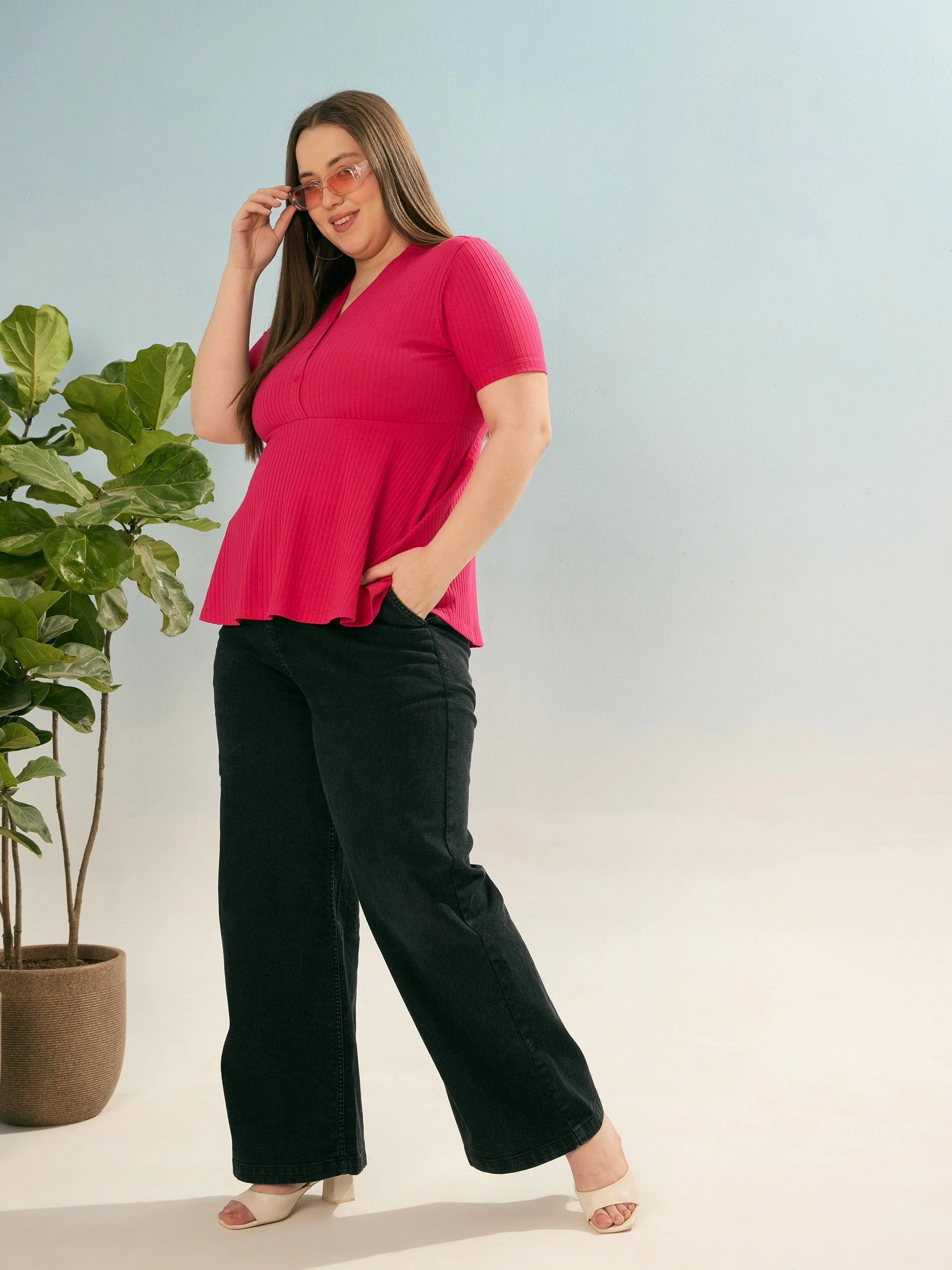 Women Magenta Rib V Neck Peplum Top - Image 2