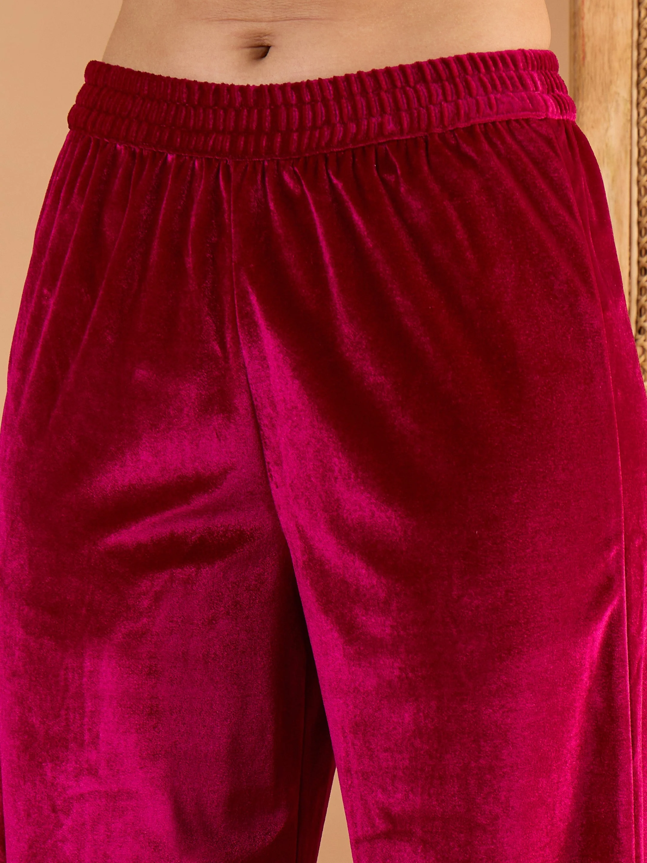 Women Magenta Velvet Embroidered Short Kurta With Straight Pants - Image 3