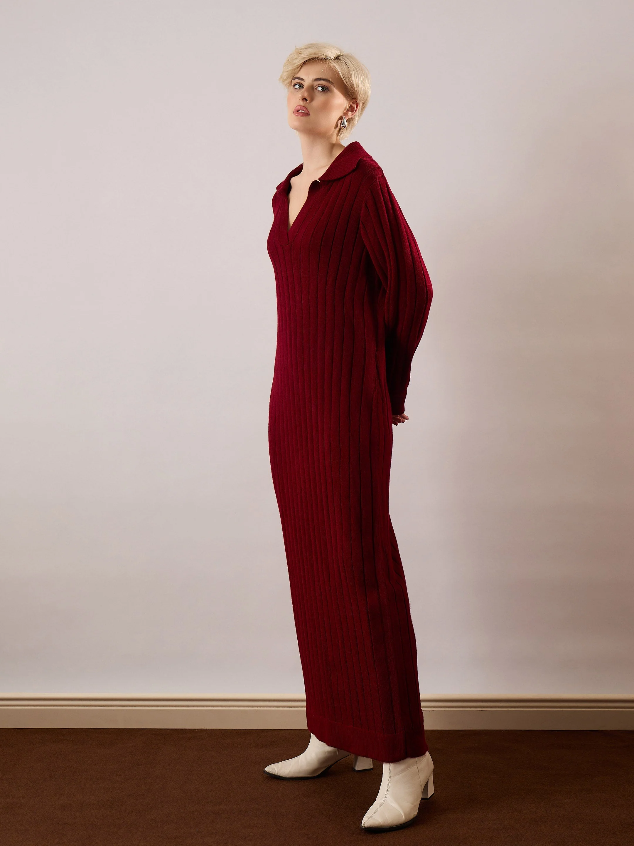 Women Maroon Acrylic Wool Collar Midi Dress - Image 3