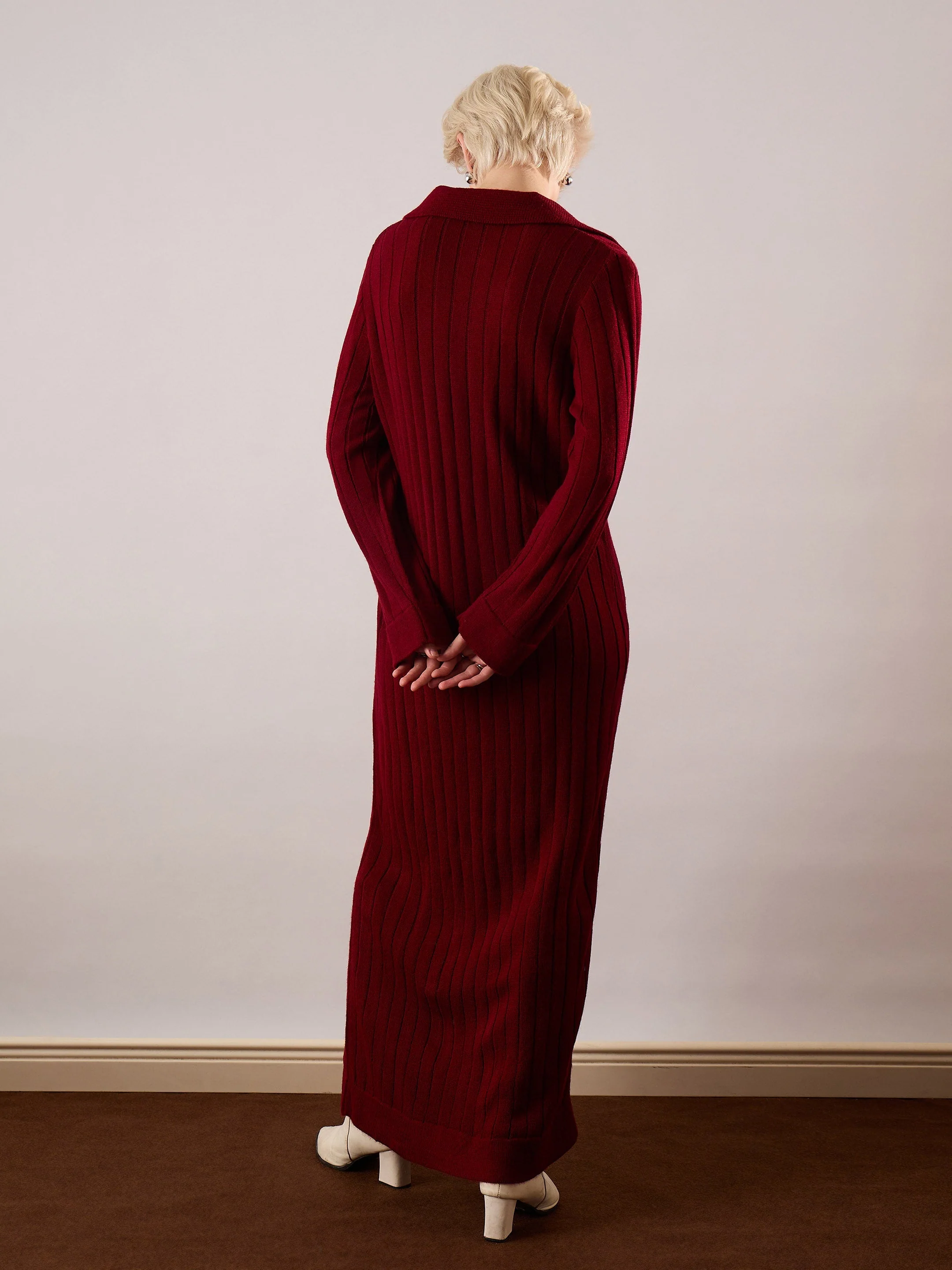 Women Maroon Acrylic Wool Collar Midi Dress - Image 5