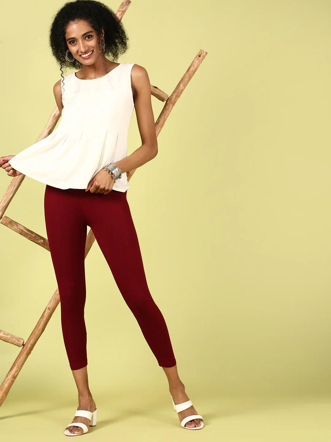 Women Maroon Casual Leggings - Image 5