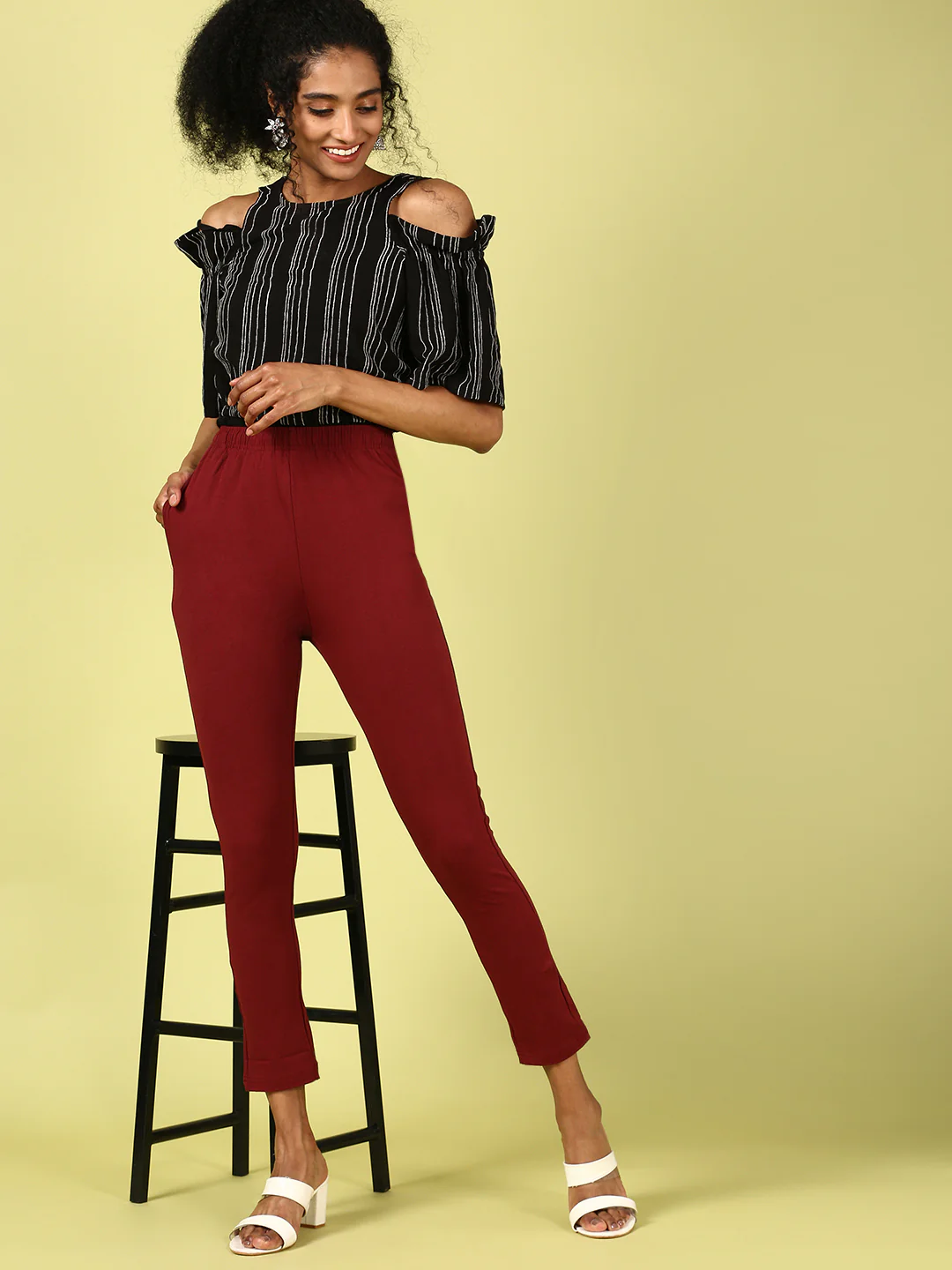 Women Maroon Casual Pants - Image 4