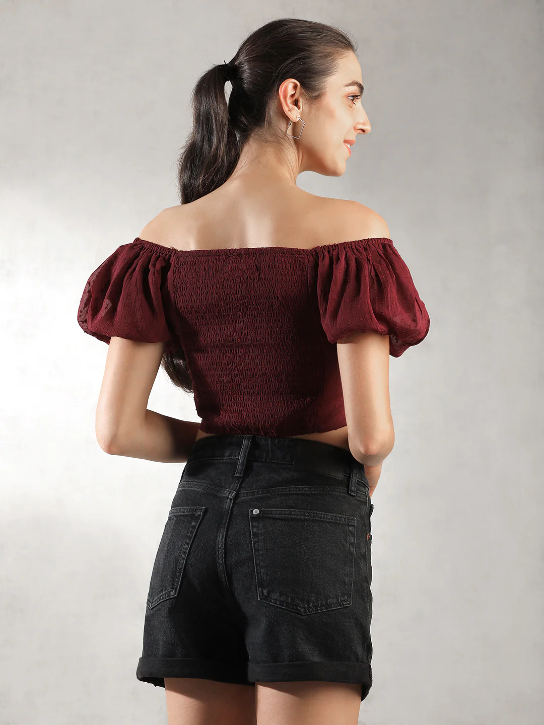 Women Maroon Fitted Crop Top - Image 6