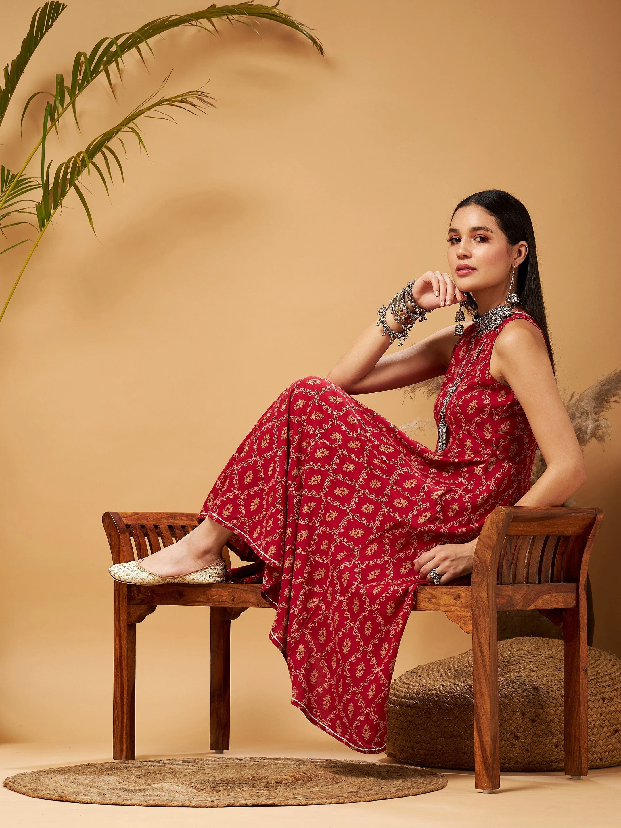 Women Maroon Floral Box Back Detail Anarkali Kurta - Image 2