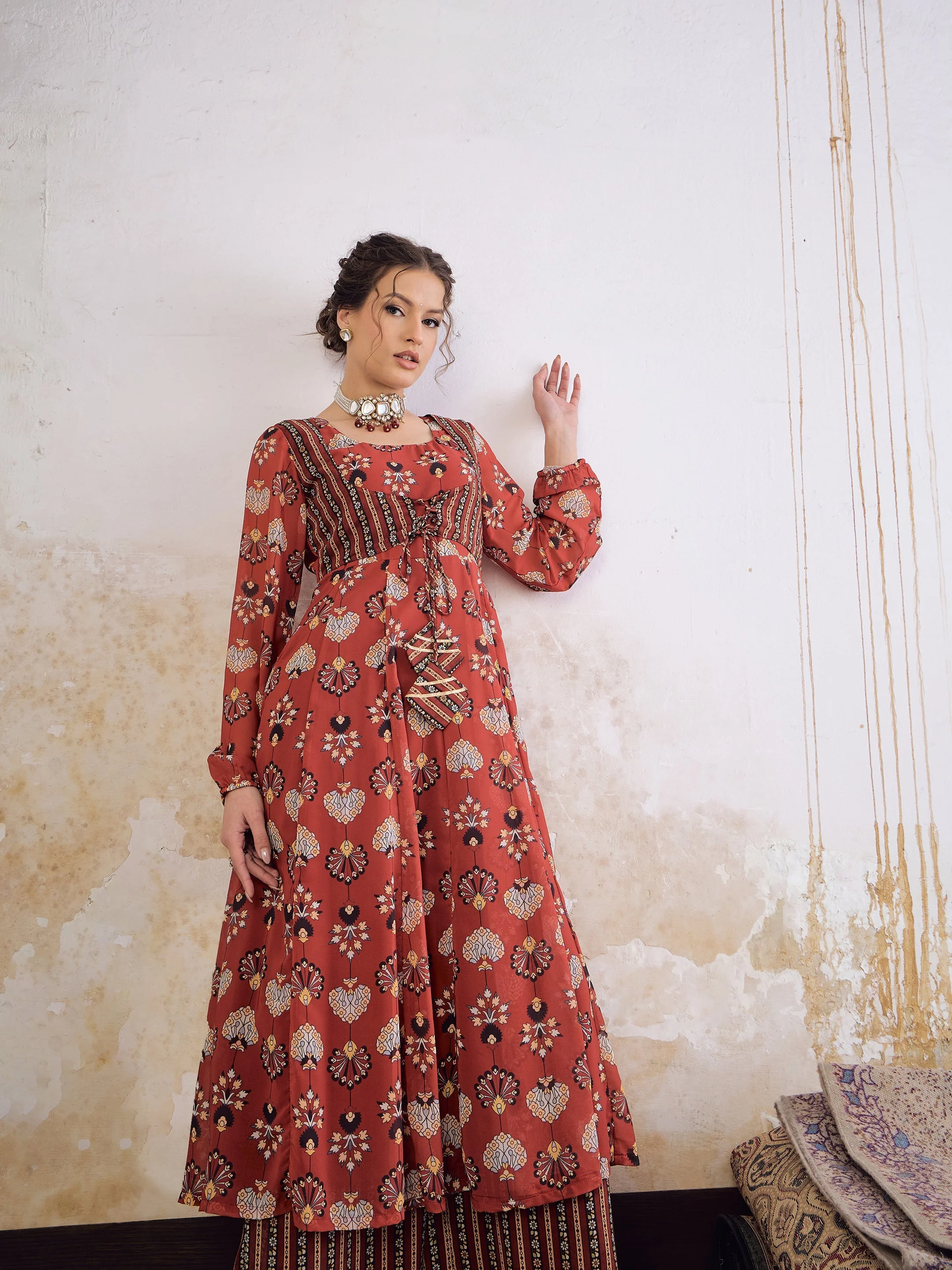 Women Maroon Floral Front Yoke Anarkali Kurta With Palazzo Pants - Image 2