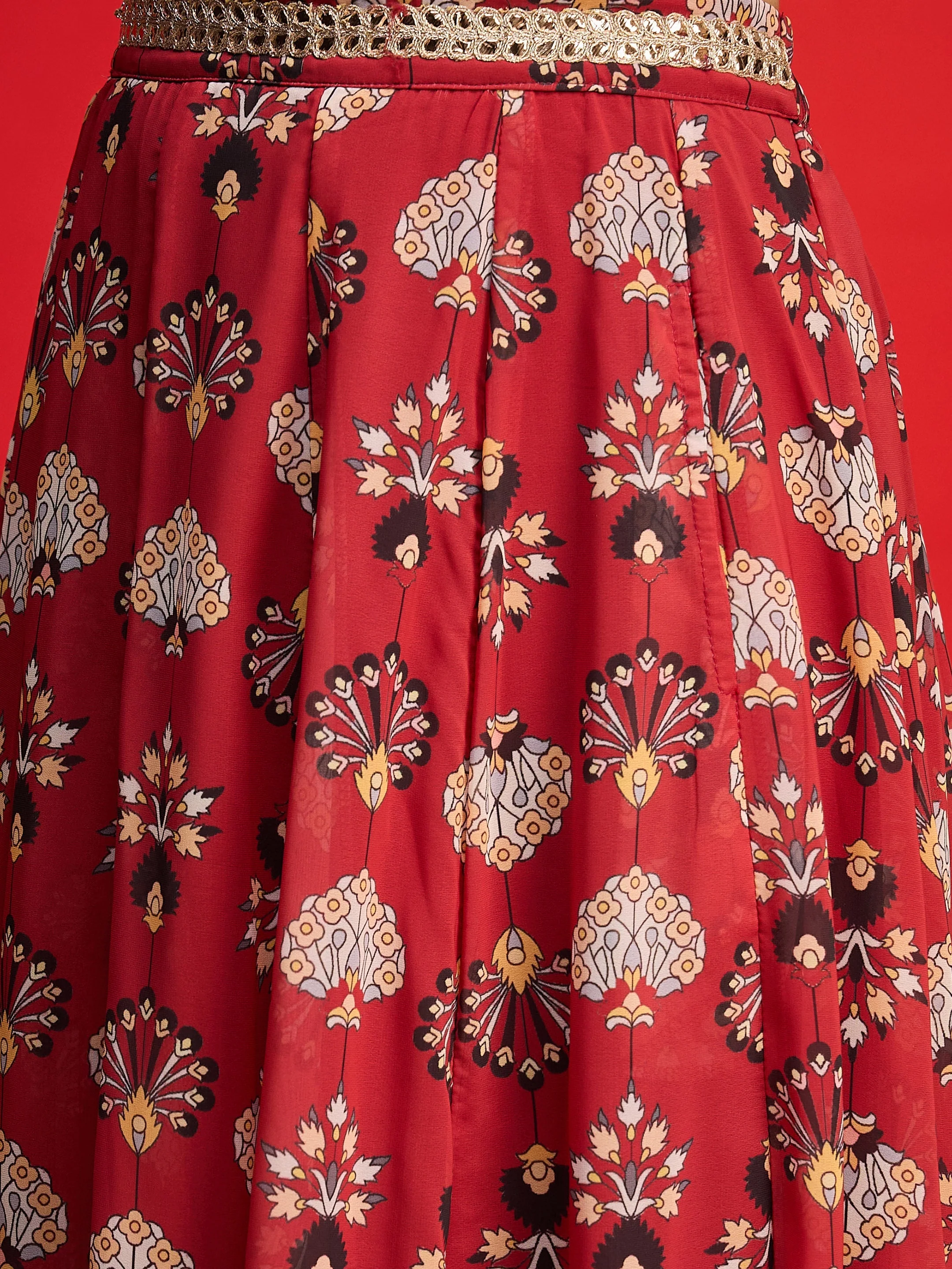Women Maroon Floral Rouching Crop Top With Anarkali Skirt - Image 5