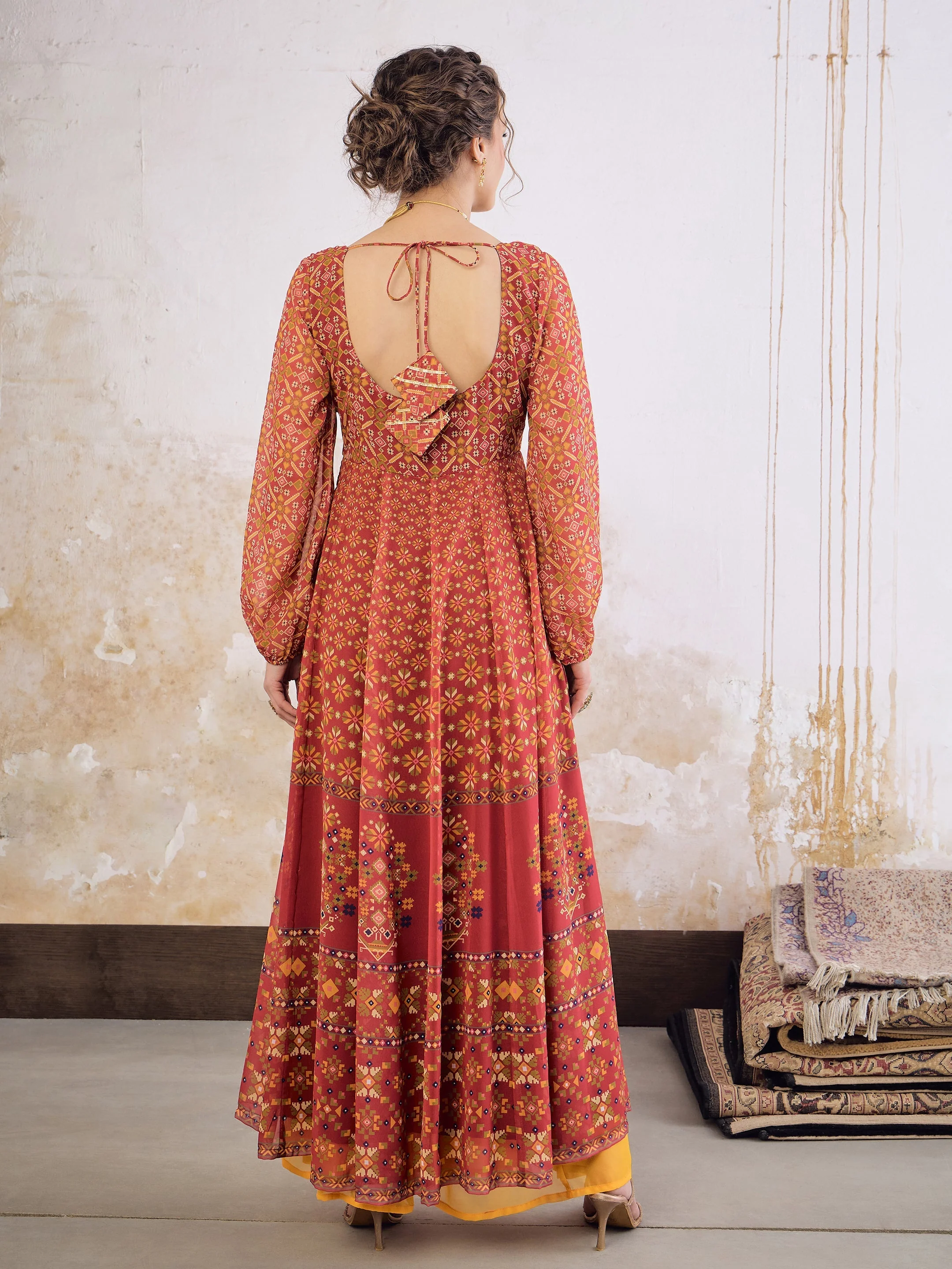 Women Maroon Floral Sweetheart Neck Anarkali Kurta - Image 5