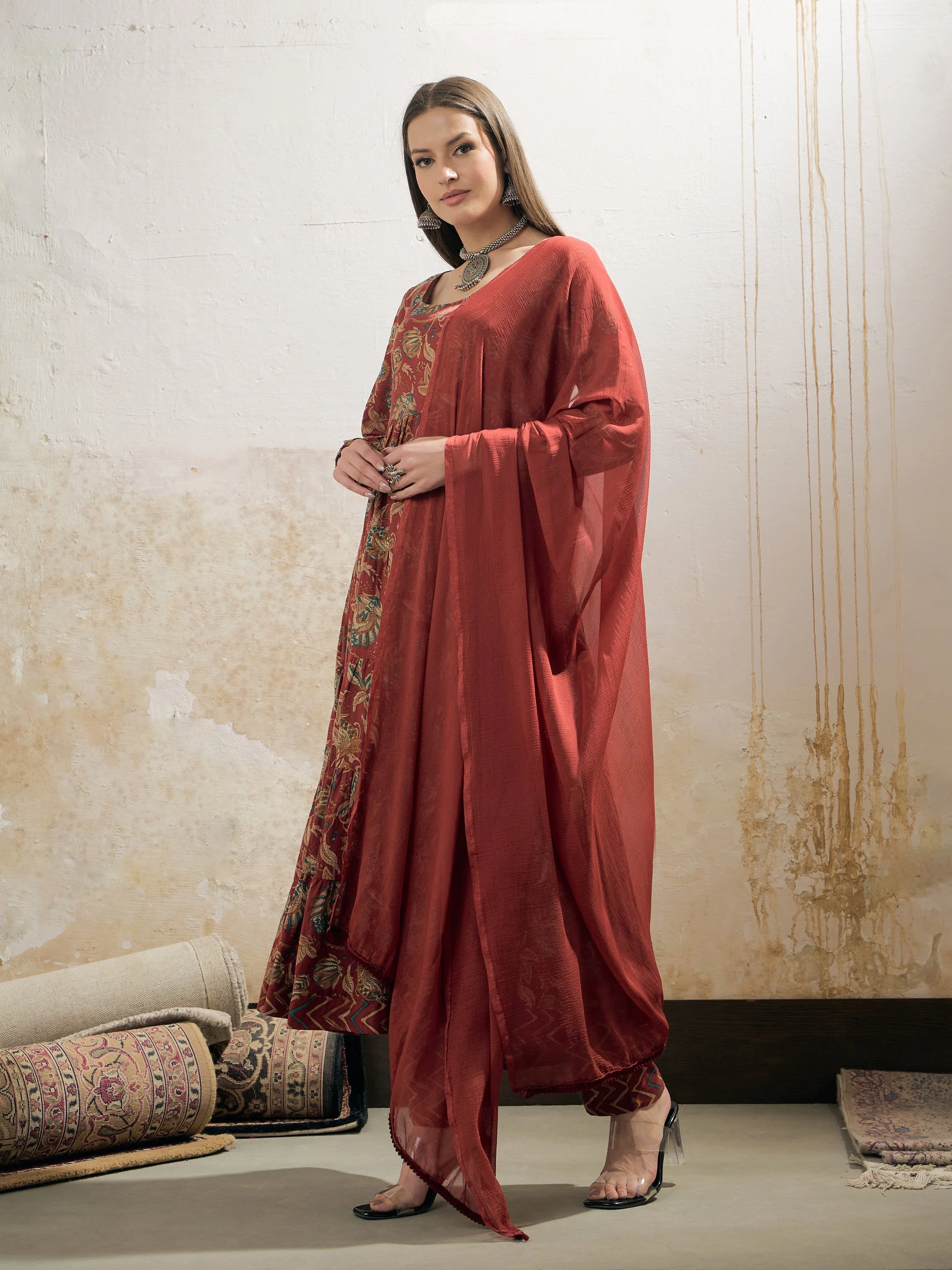 Women Maroon Floral Tiered Kurta With Pencil Pant & Dupatta - Image 3