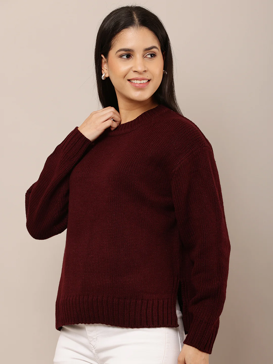 Women Maroon Loose Round Neck Sweater - Image 2
