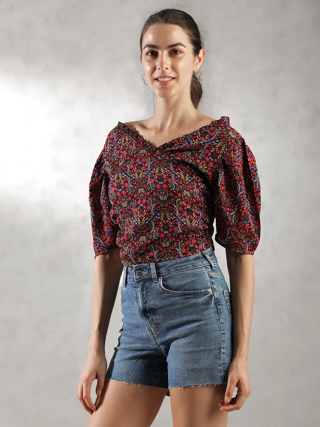 Women Printed Casual Crop Top - Image 5