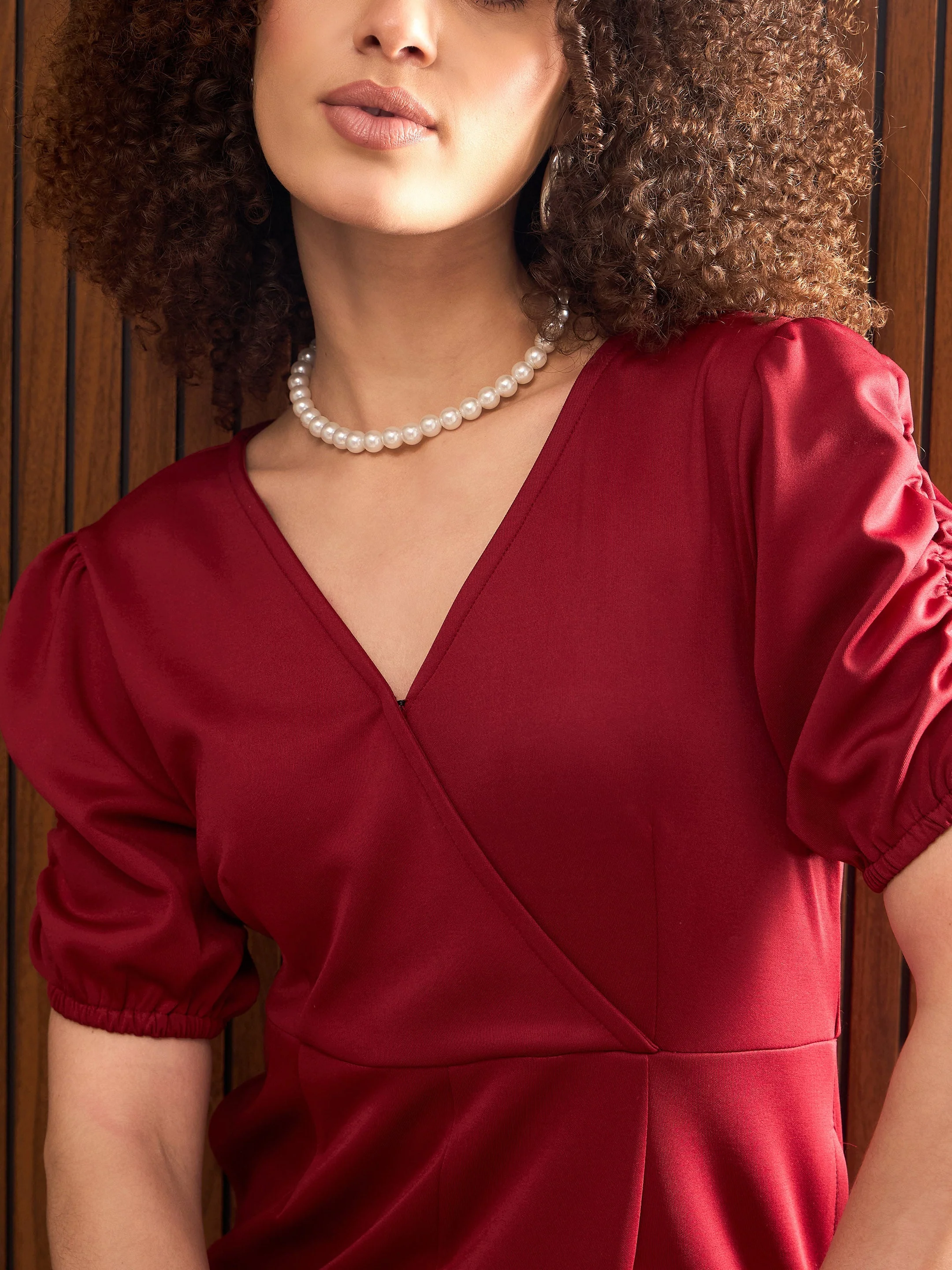 Women Maroon Side Pocket Puff Sleeves Jumpsuit - Image 4