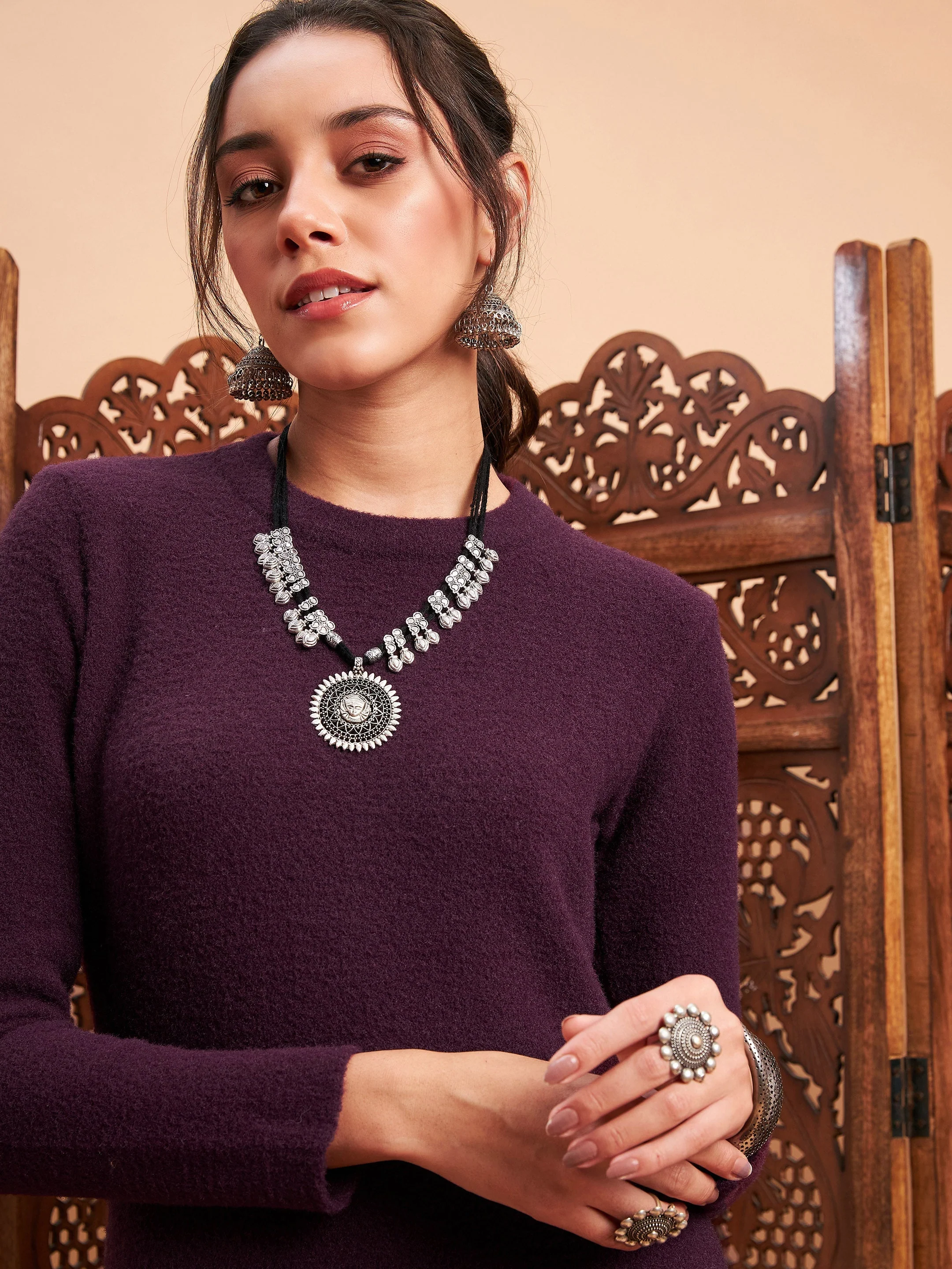 Women Maroon Solid Hair Wool Straight Kurta - Image 4