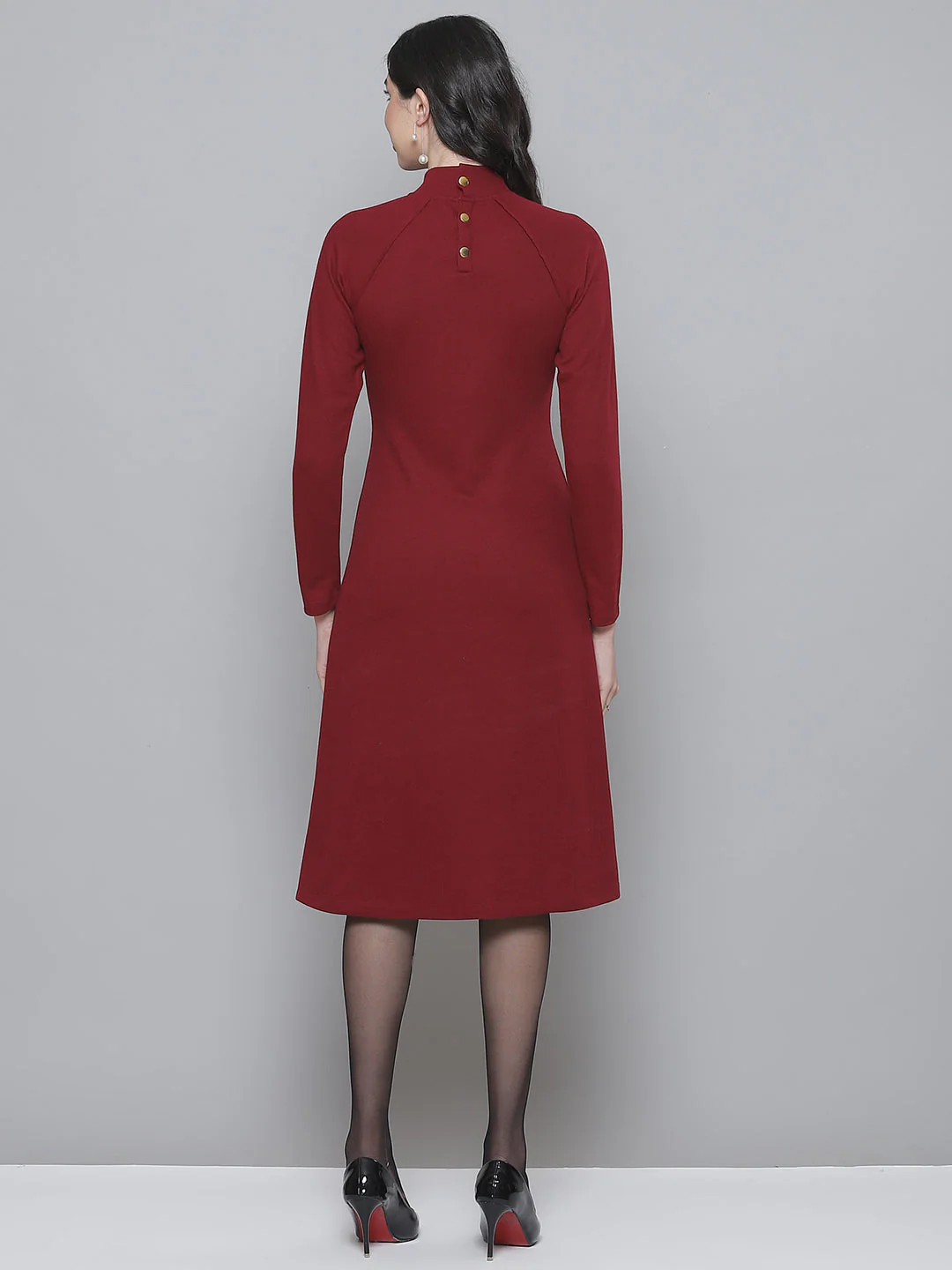 Women Maroon Turtle Neck Raglan Sleeve Midi Dress - Image 4