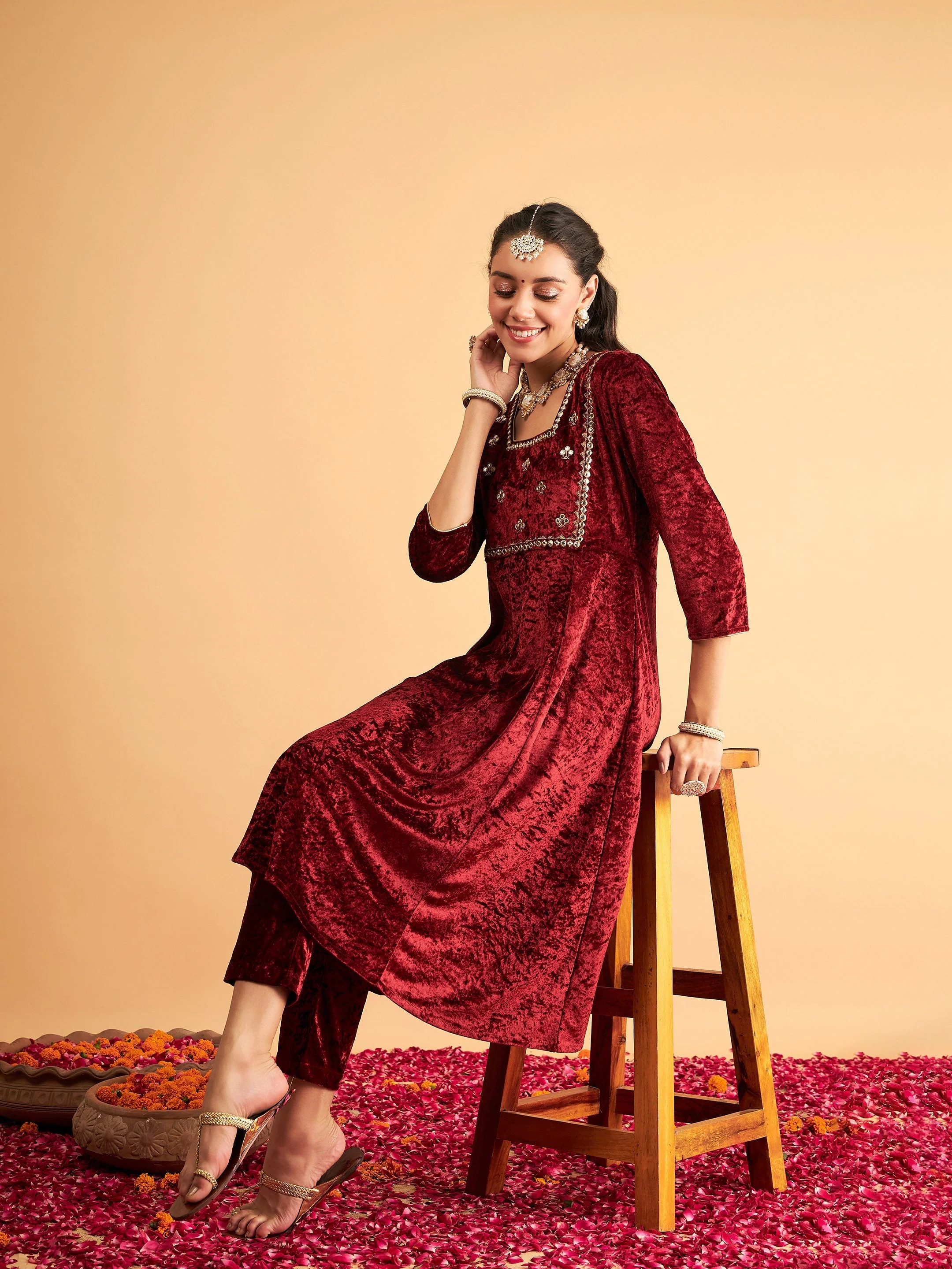 Women Maroon Velvet Embroidered Anarkali Dress - Image 2