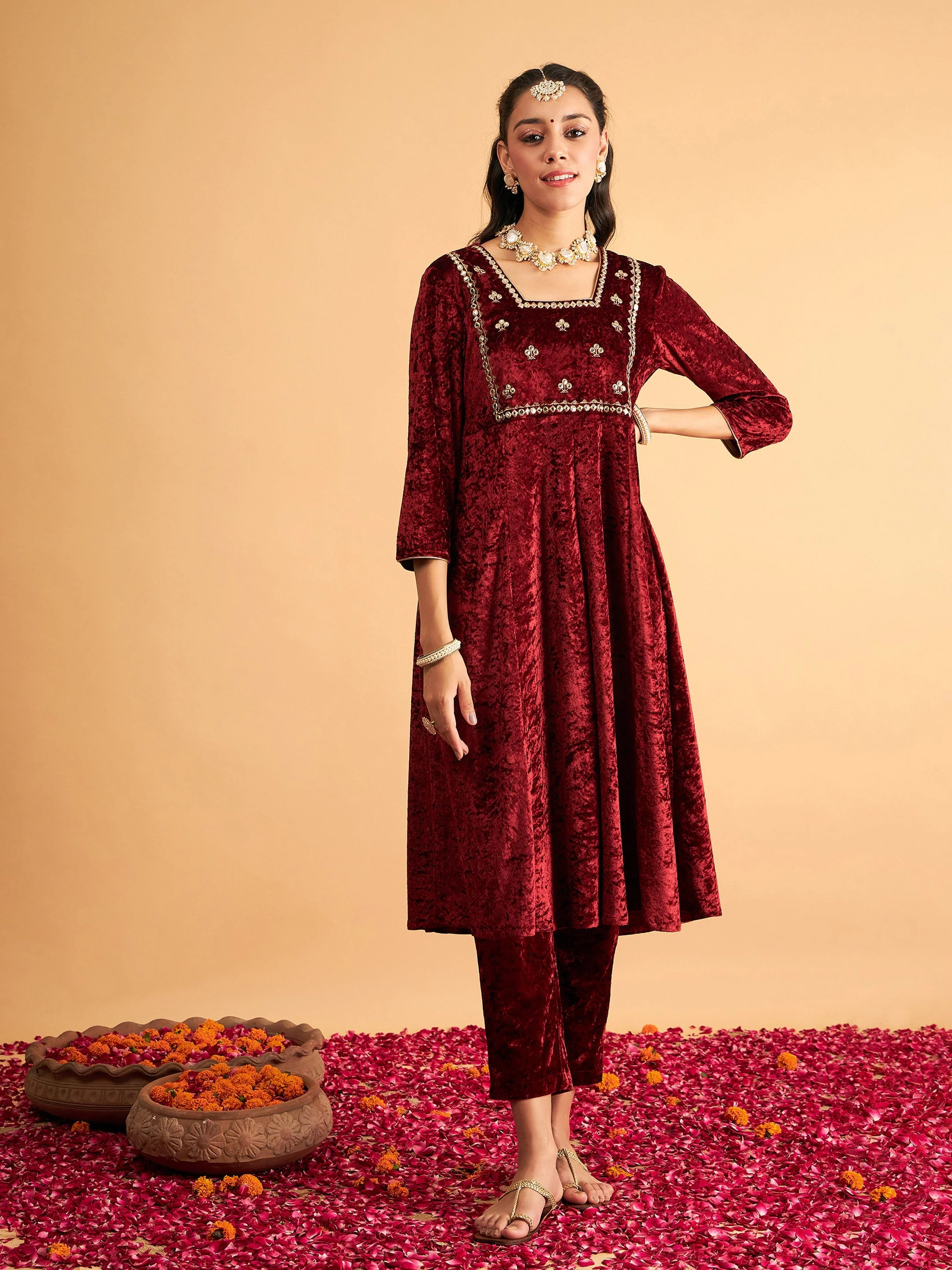 Women Maroon Velvet Embroidered Anarkali Dress - Image 6